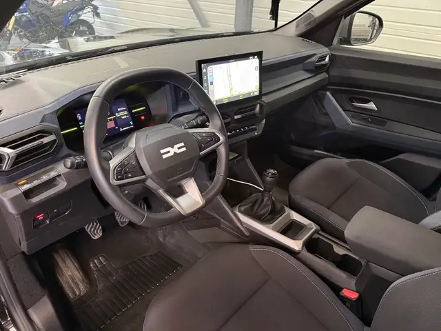 Dacia Bigster view 12
