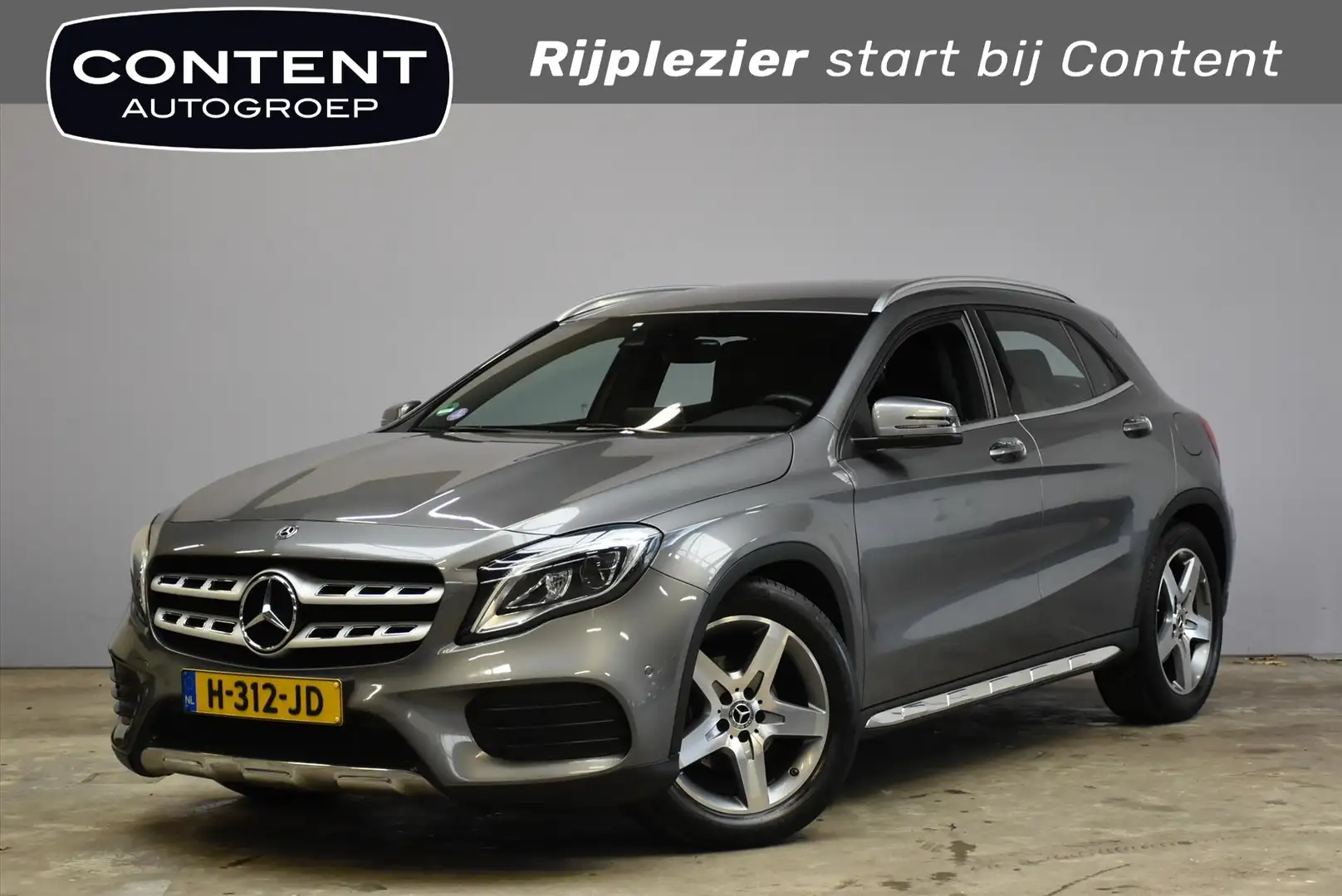 Mercedes-Benz GLA 180 7G-DCT AMG Line Premium Plus Grau - 1