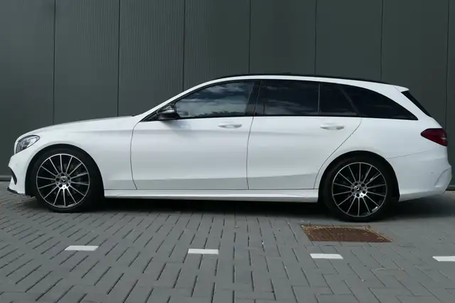 Mercedes-Benz C-Class view 14
