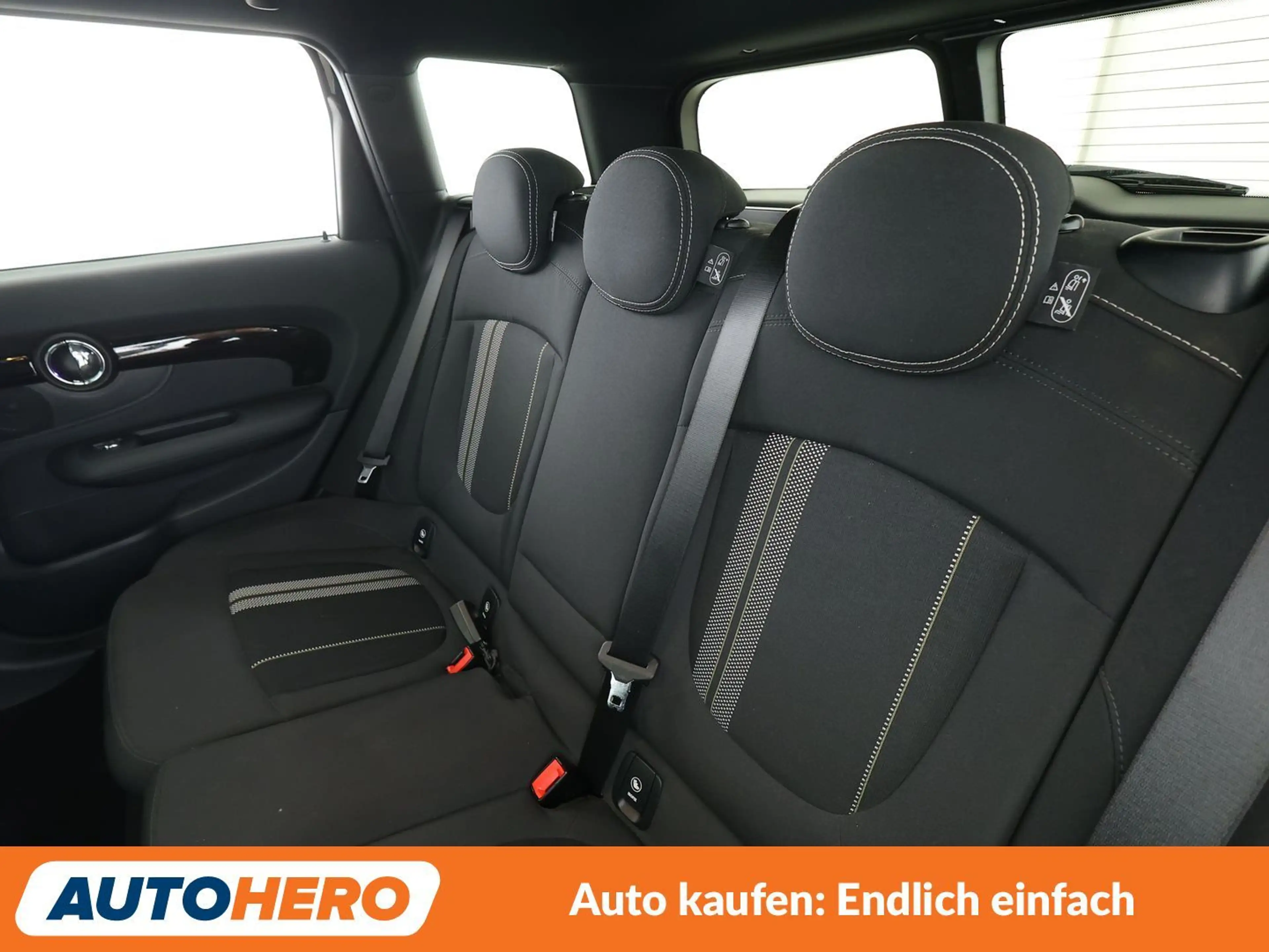 MINI Cooper S Clubman Cooper S Aut.*LED*TEMPO*PDC*SHZ* — photo 14