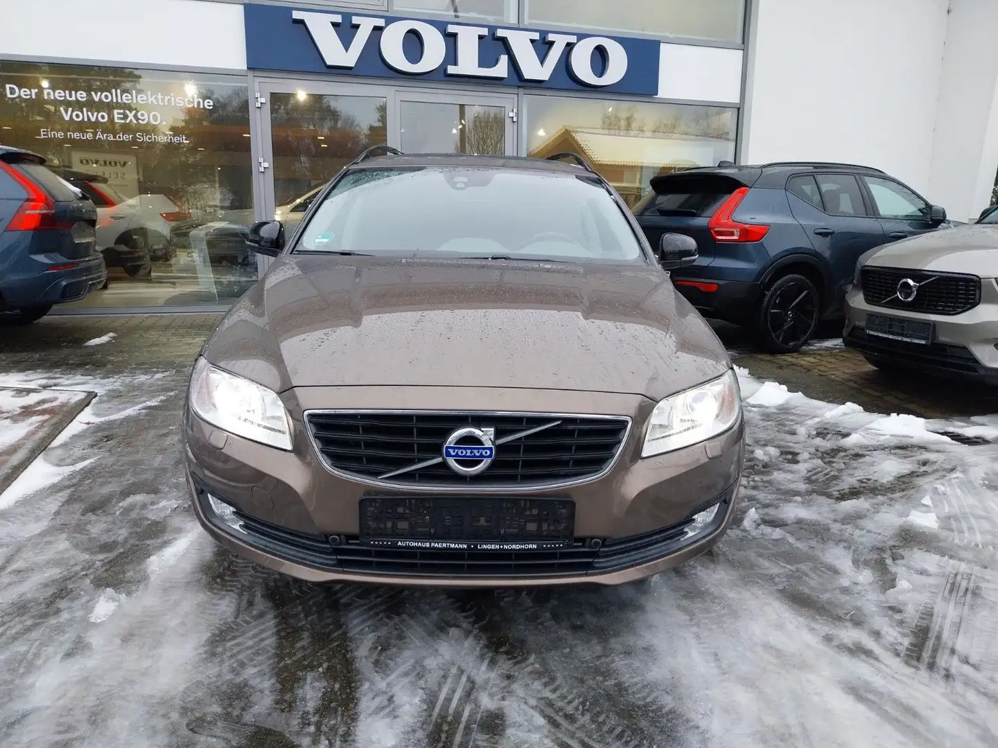 Volvo V70 Kombi Linje Svart Zahnriemen gemacht Brun - 2