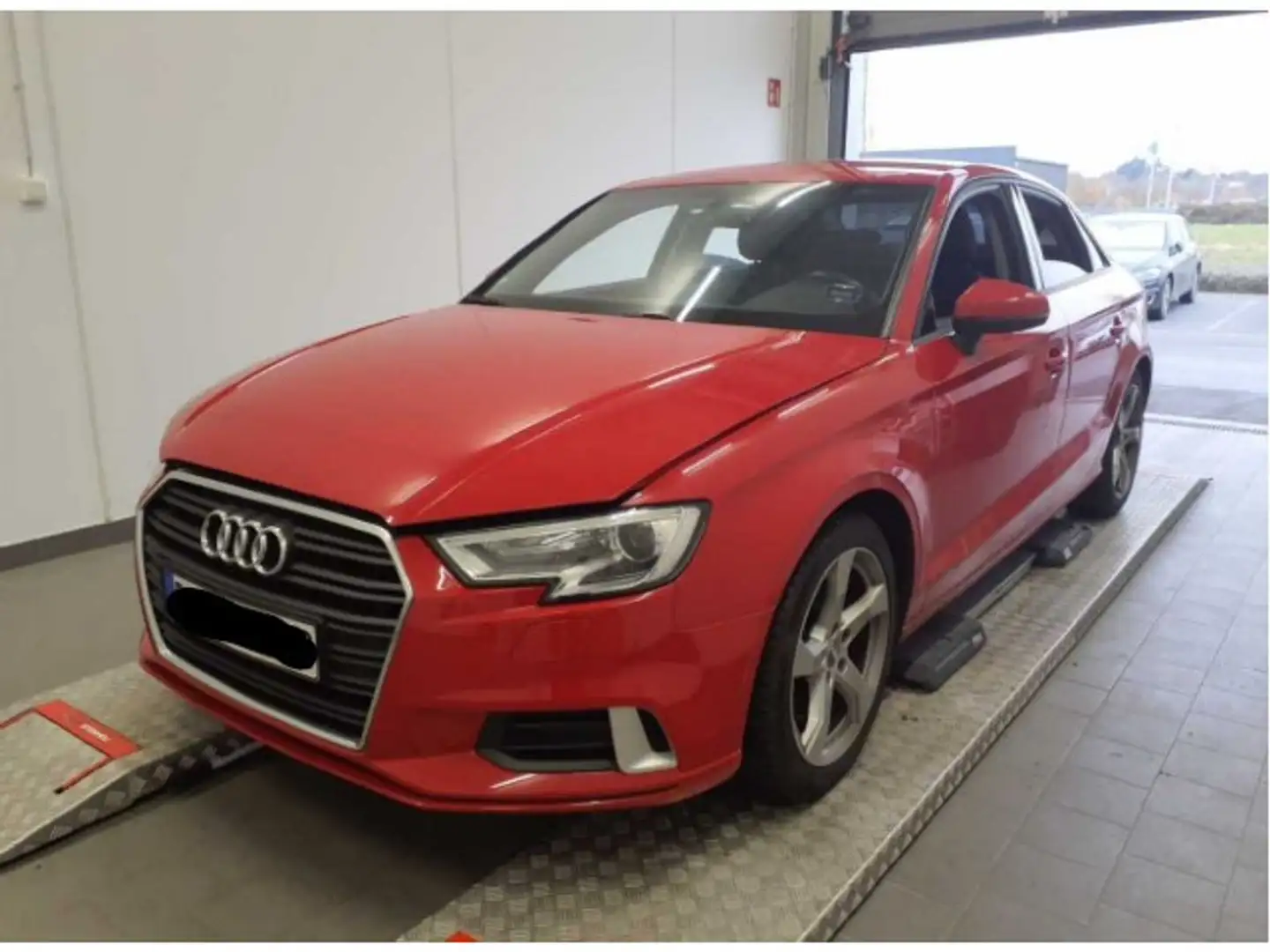 Audi A3 35 TFSI Limousine Sport Navi*Xenon*SHZ*APS Rot - 2