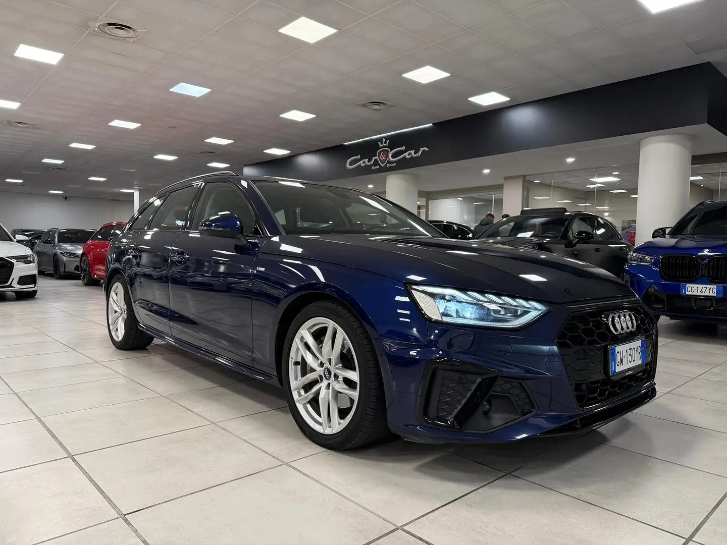 Audi A4 Avant 40 2.0 tdi S Line edition 190cv s-tronic Blu/Azzurro - 1