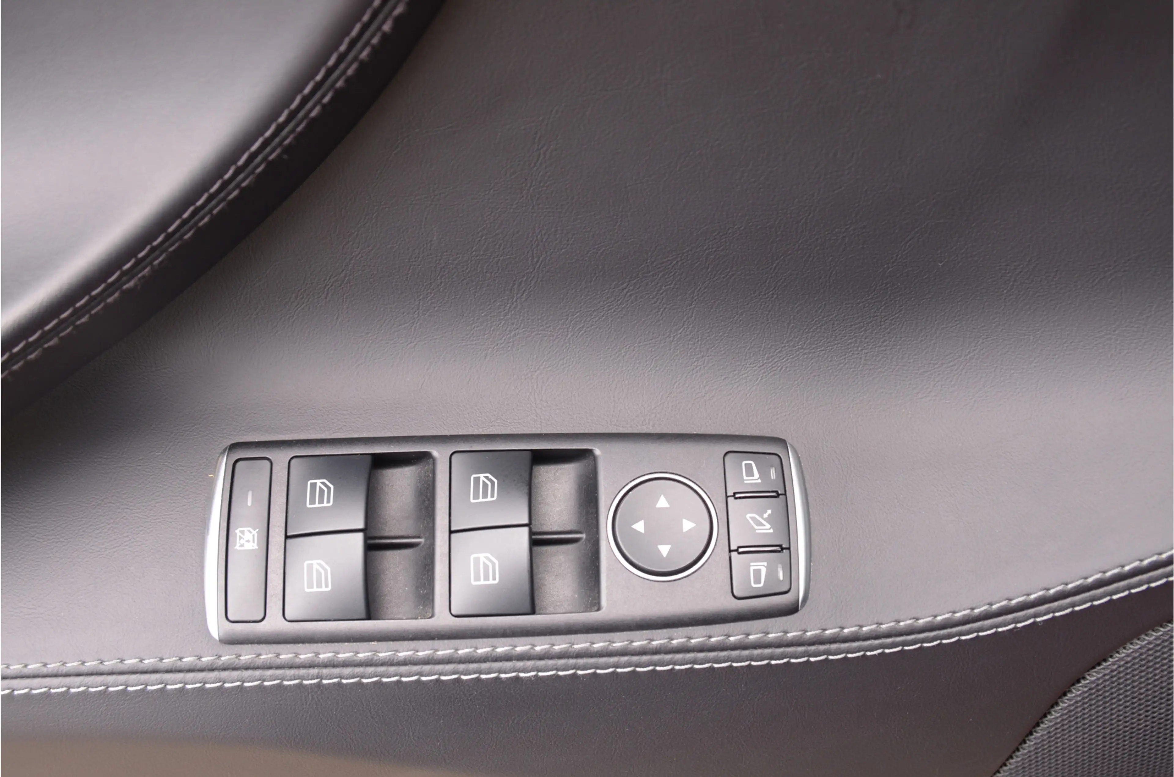 Tesla Model S 100D Performance Ludicrous+, Enhanced AutoPilot3.0 — photo 30
