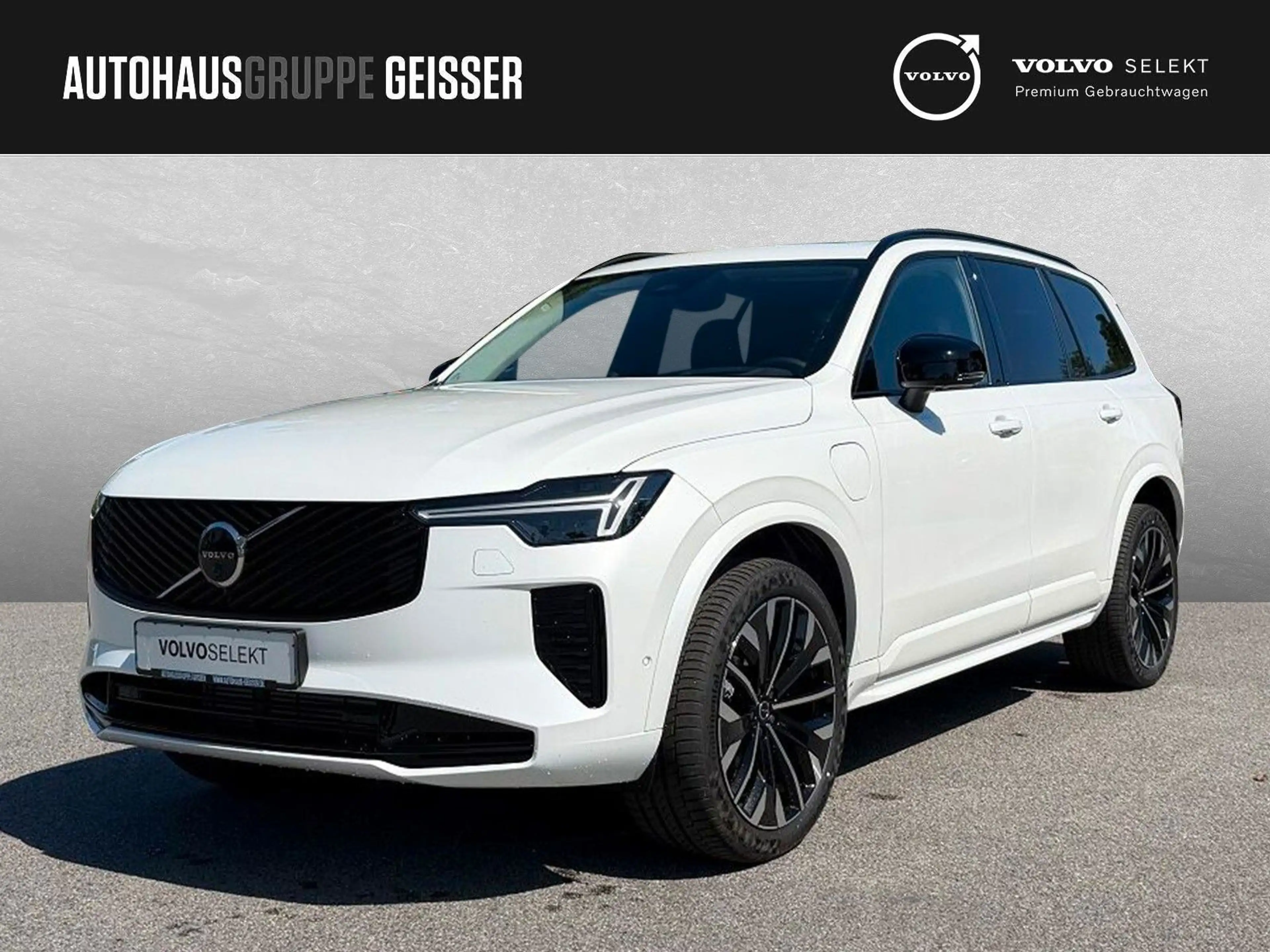 Volvo XC90 T8 AWD Ultra Dark 7-Sitzer AHK ACC BLIS HUD