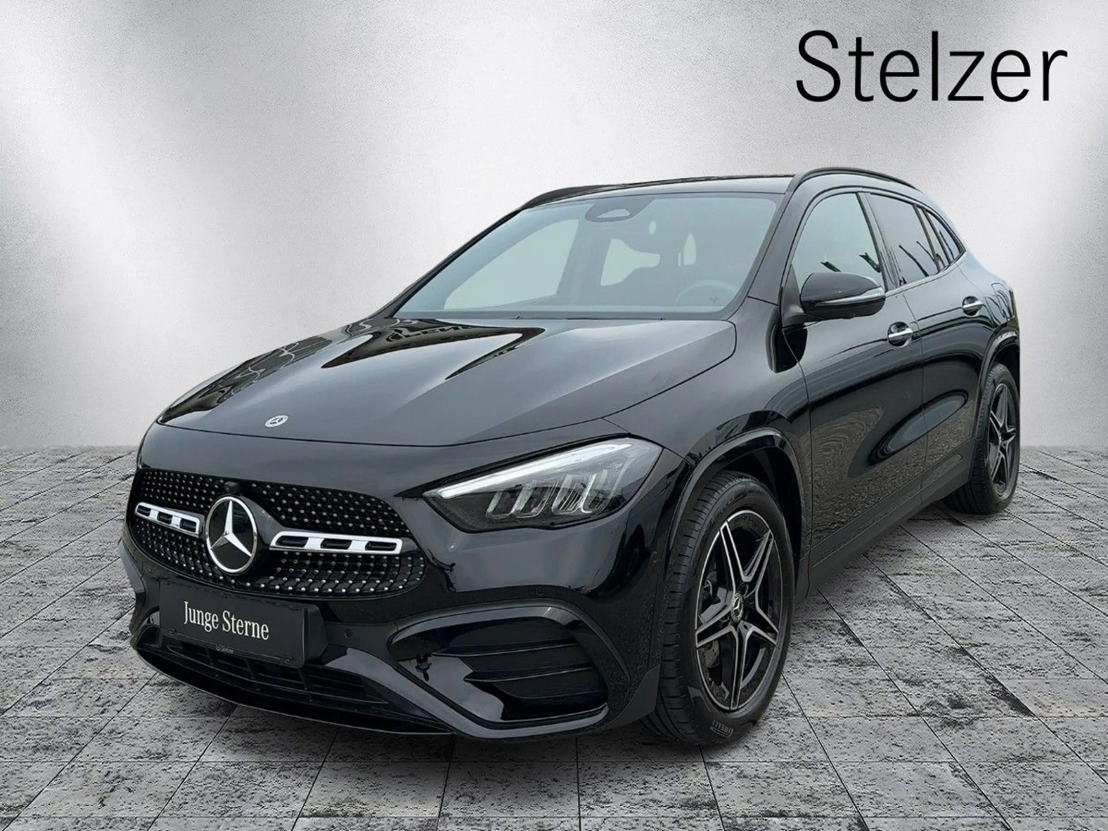 Mercedes-Benz GLA 180 Österreich-Edition AMG Line KeyGo PTS — photo 2