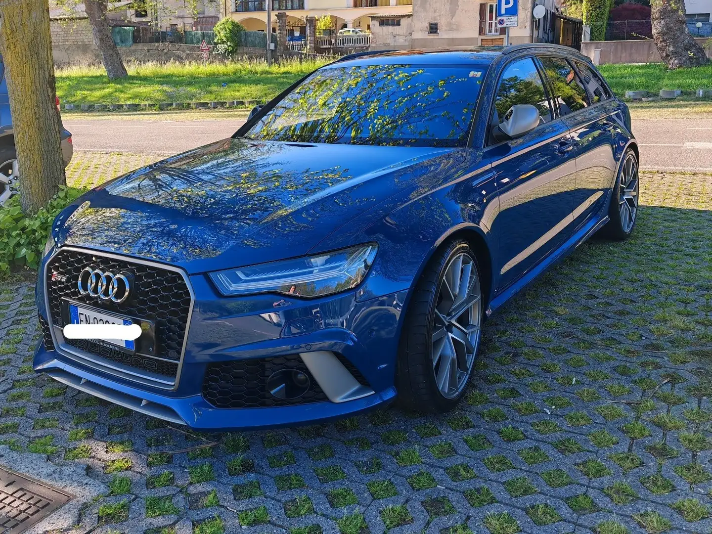 Audi RS6 Avant performance Blu/Azzurro - 1