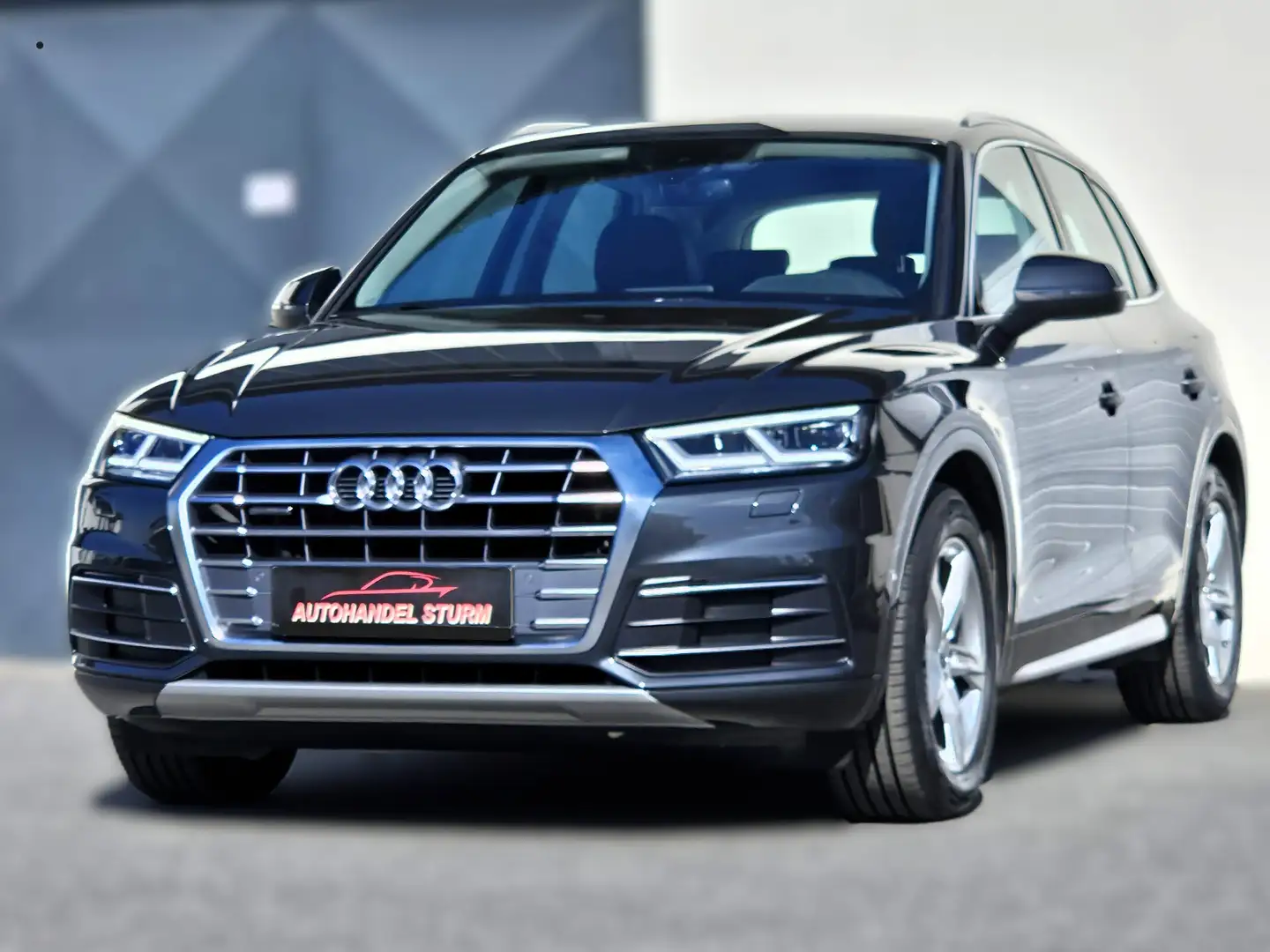 Audi Q5 2,0 TDI quattro sport S-tr *Luftfahrwerk*LED*AHK** Grau - 1