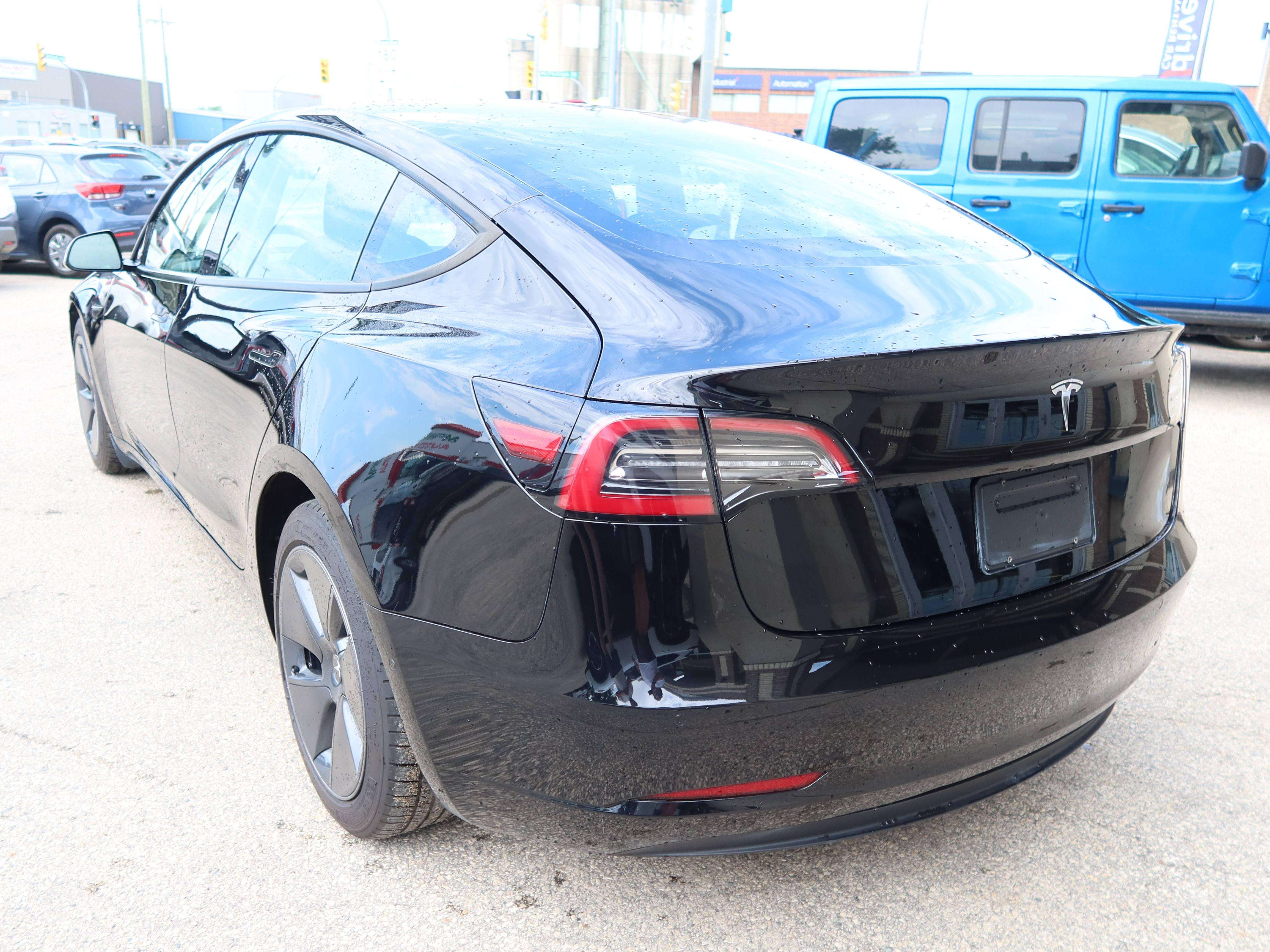 2021 Tesla Model 3 Standard Range Plus RWD — снимка 1