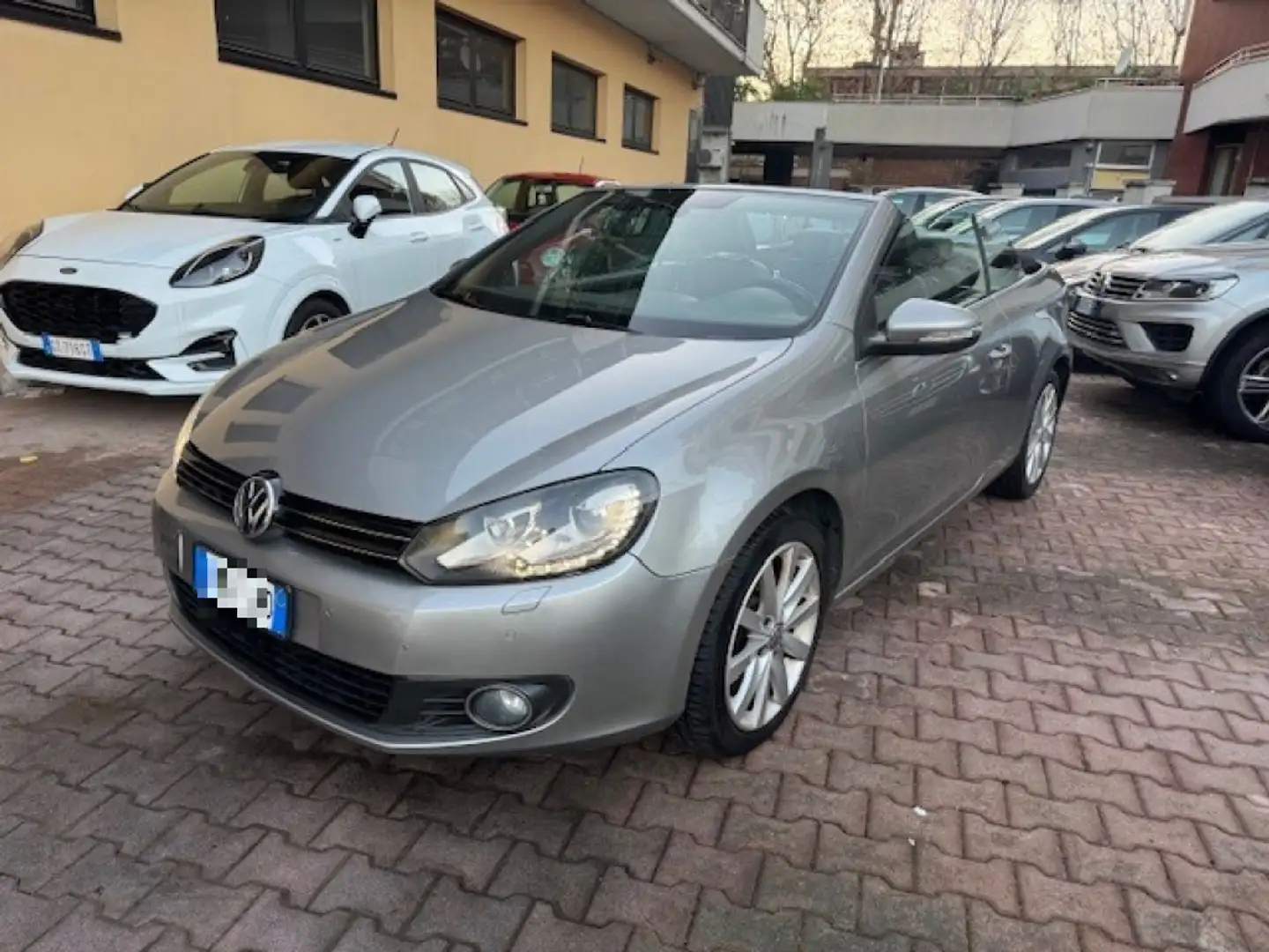 Volkswagen Golf Cabriolet 2.0 TDI DSG BlueM. Tech. Argento - 1
