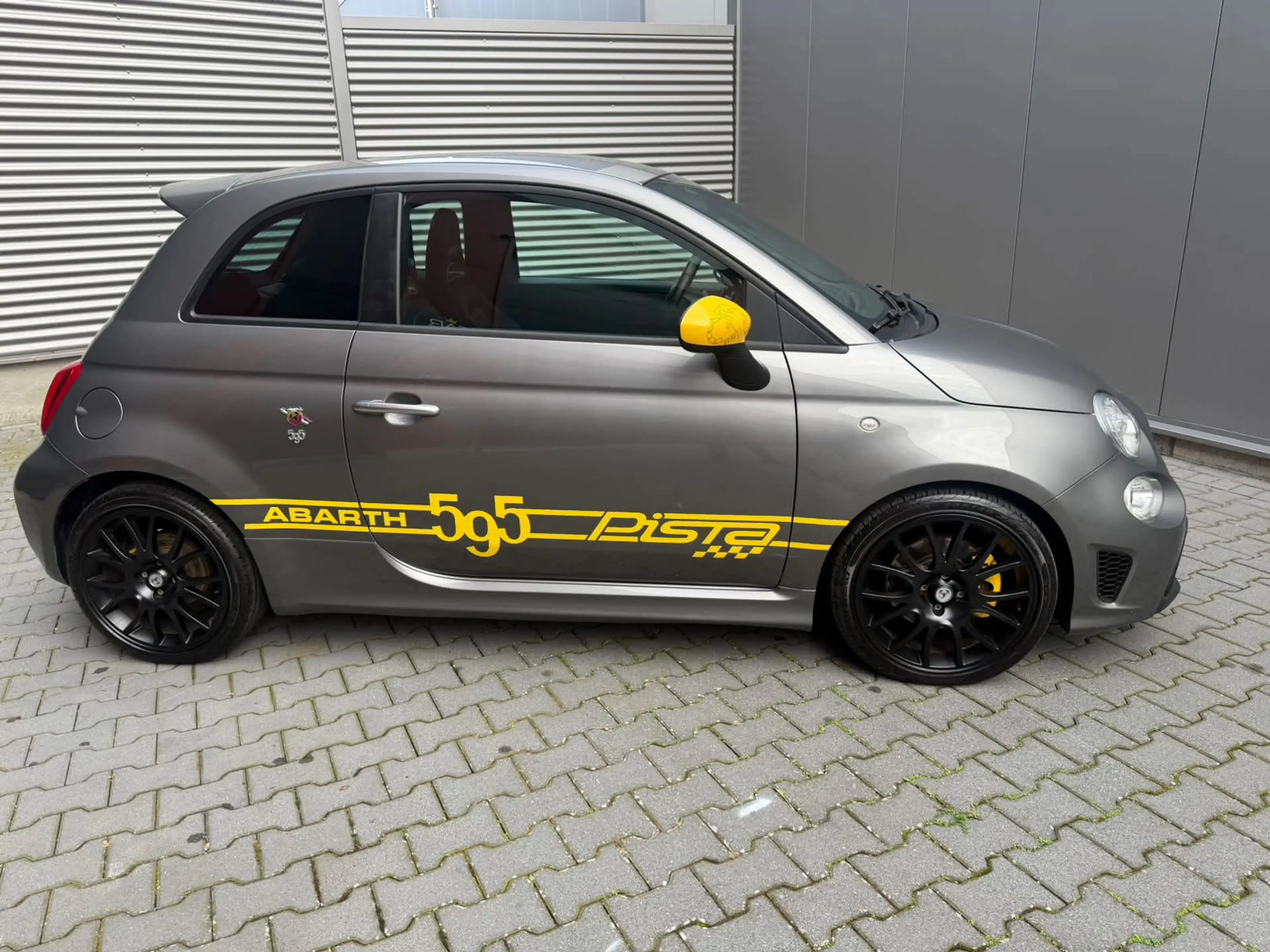 Fiat 500 Abarth 1.4 T-Jet 595 Pista — photo 7