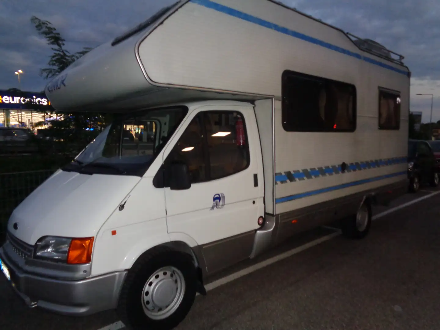 Ford Transit Camper Blanc - 2