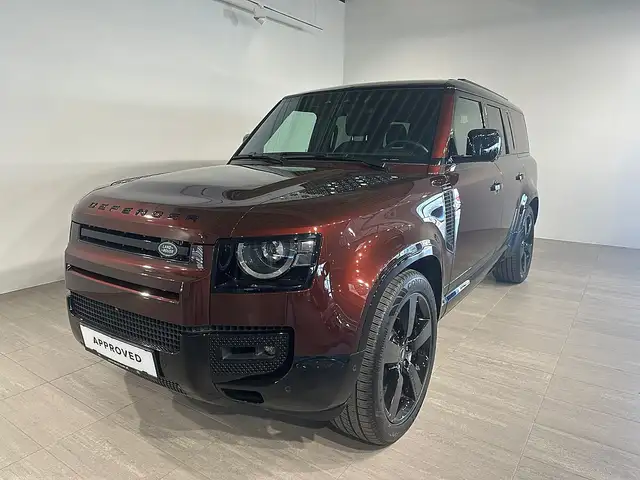 Land Rover Defender 130 D300 X-Dynamic HSE AWD *8-Sitzer*