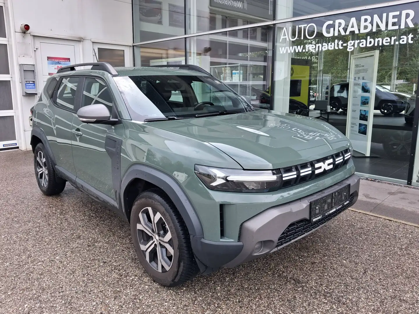 Dacia Duster Expression Mild Hybrid 130 4x4 Grün - 1
