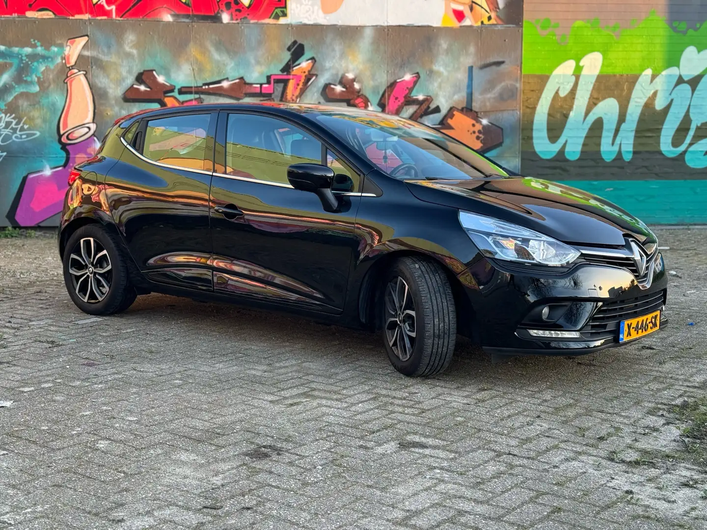 Renault Clio 0.9 TCe Limited Zwart - 2