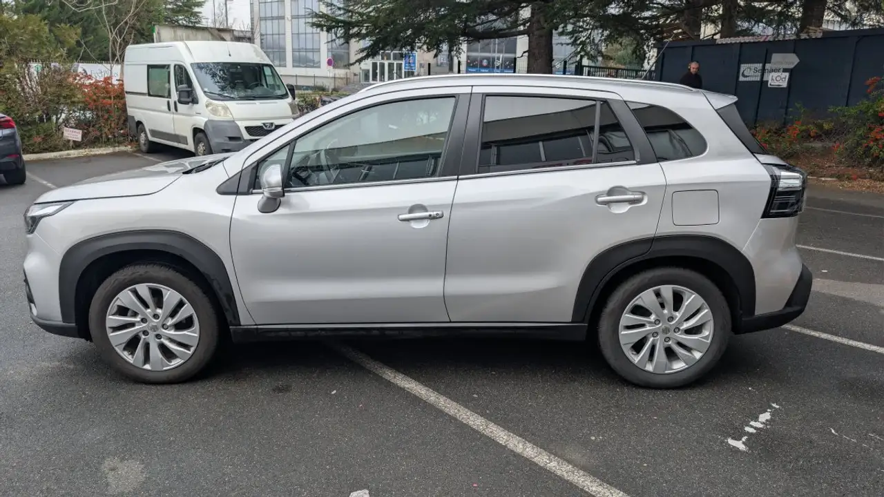 Suzuki SX4 S-Cross 2024