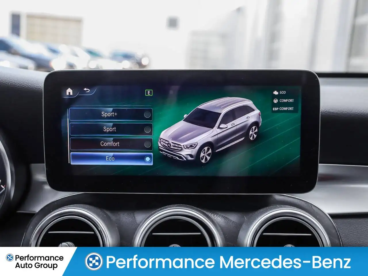 Mercedes-Benz GLC снимка Mercedes-Benz GLC