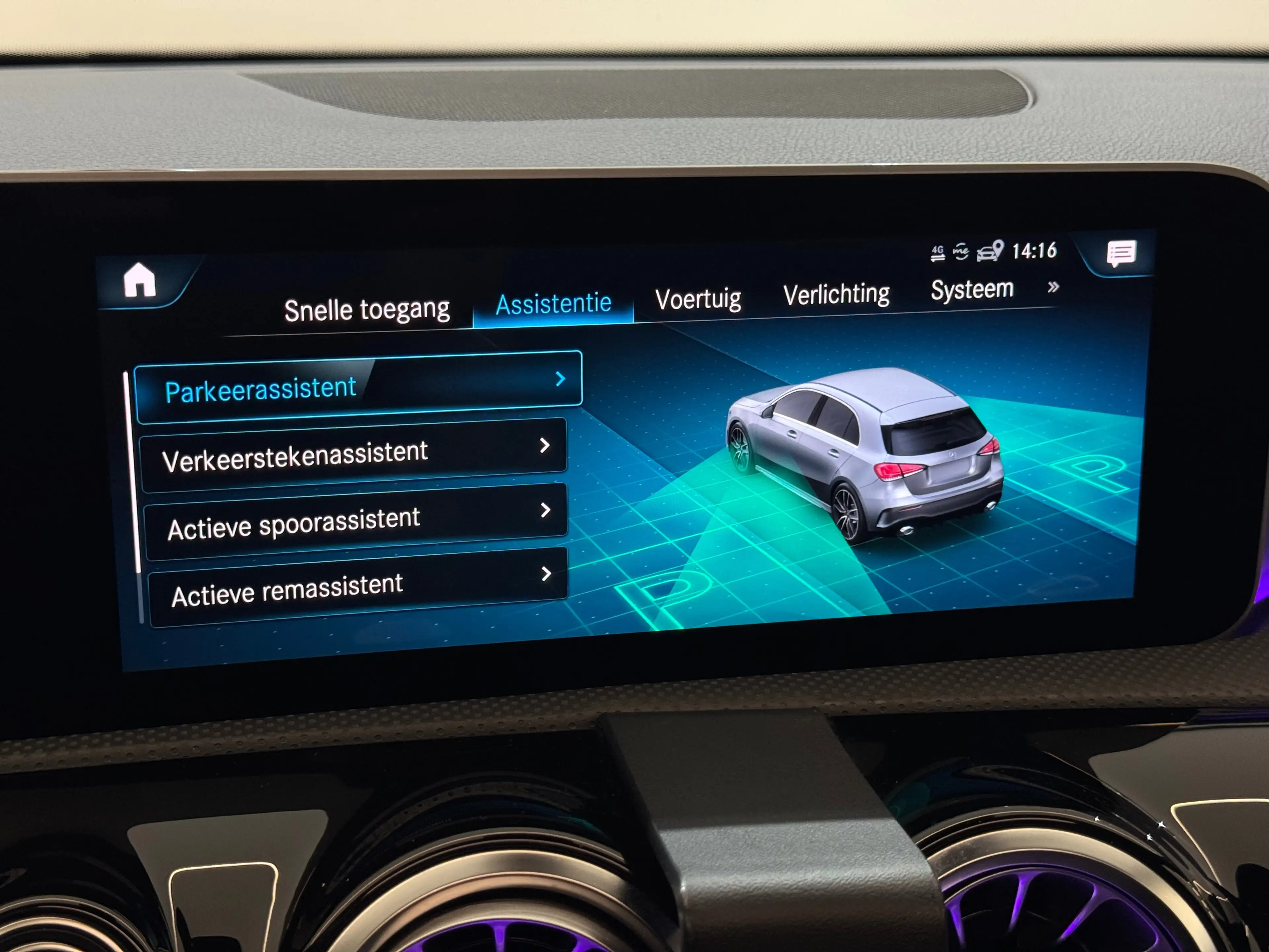 Mercedes-Benz A 35 AMG 4-Matic - Pano/Burmester/Navi/Cruise — photo 15