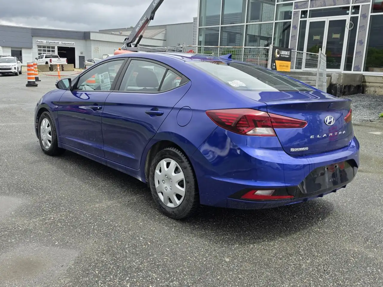 Hyundai ELANTRA снимка Hyundai ELANTRA