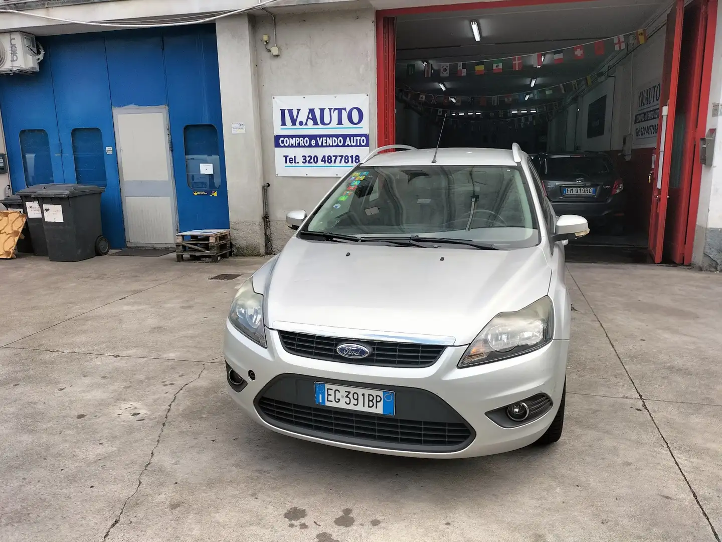 Ford Focus Style Wagon 1.6 tdci 110cv Grigio - 1