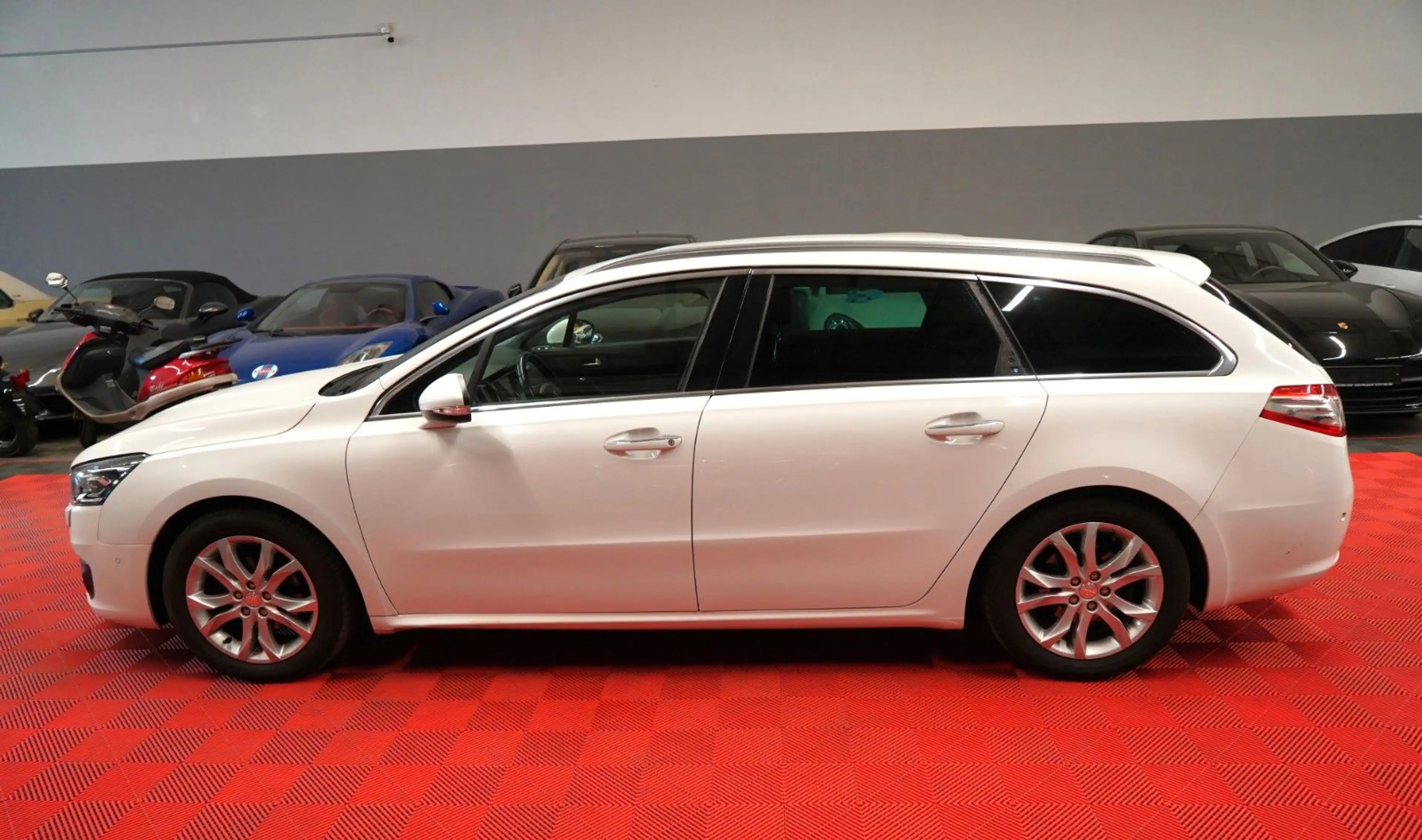 Peugeot 508 SW 1.6 HDI Aut. Allure 2.Hand*Full-LED*AHK* — photo 10