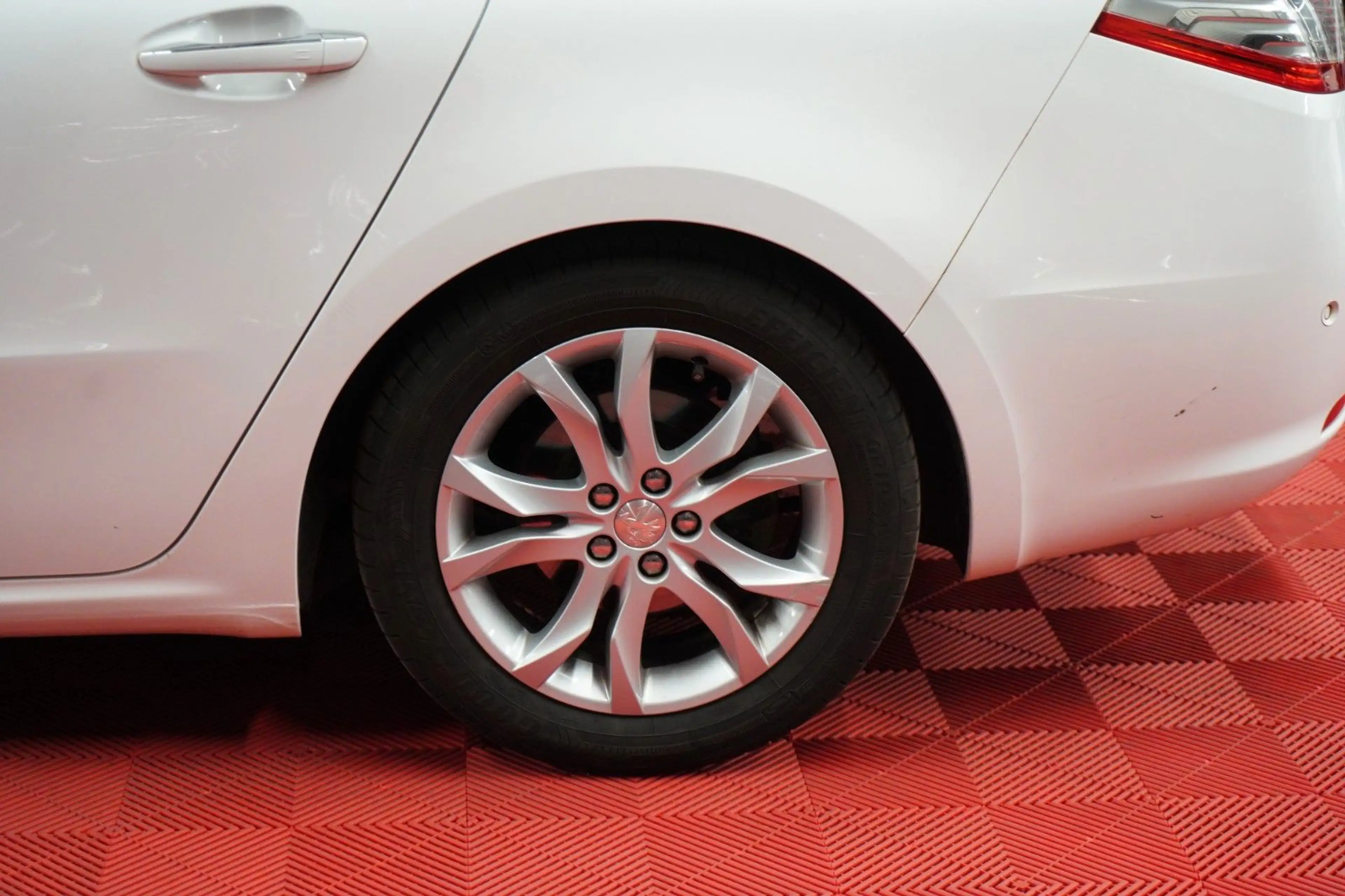 Peugeot 508 SW 1.6 HDI Aut. Allure 2.Hand*Full-LED*AHK* — photo 11