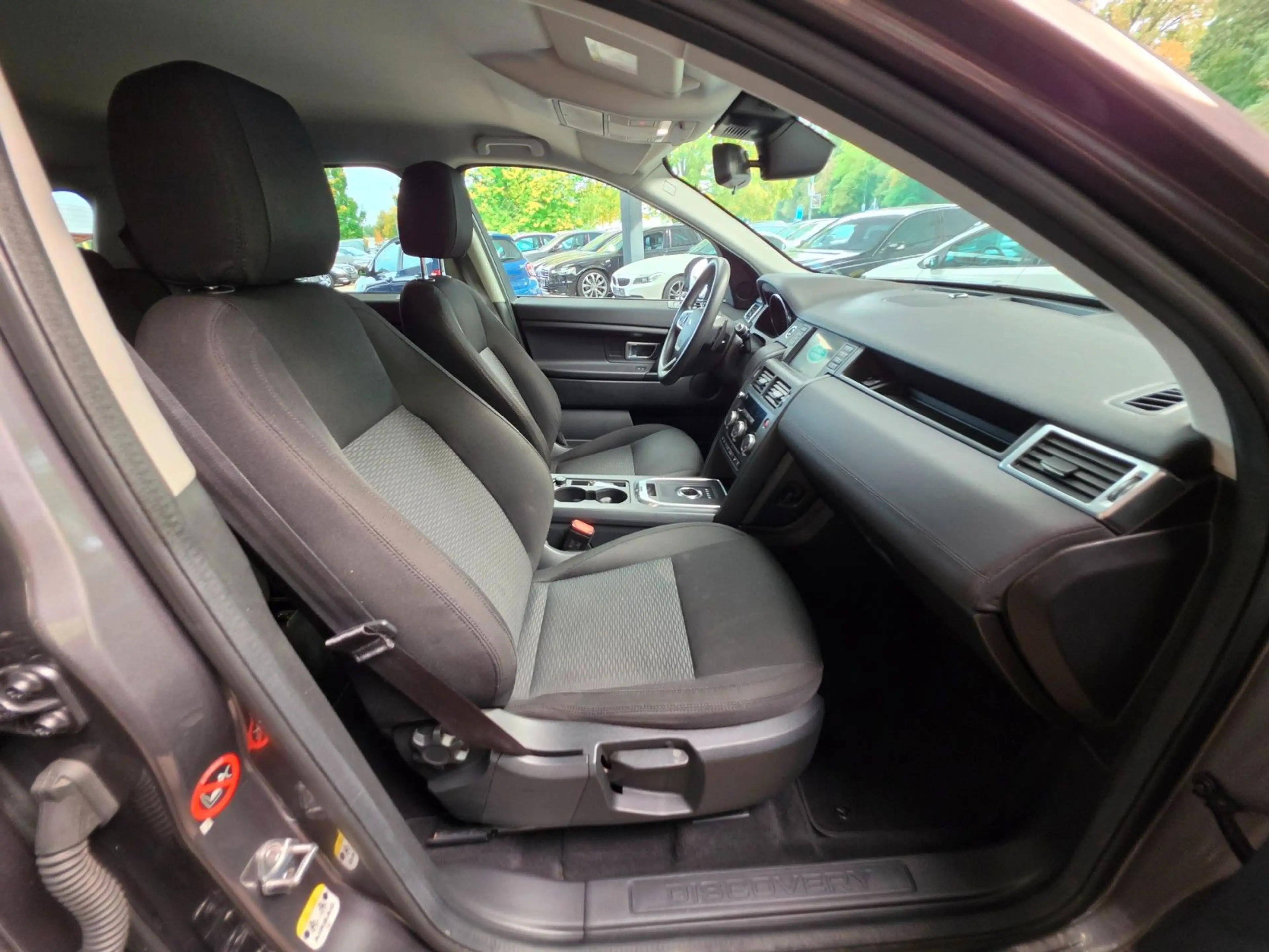 Land Rover Discovery Sport TD4 Automatik Pure/LM-19" — photo 15