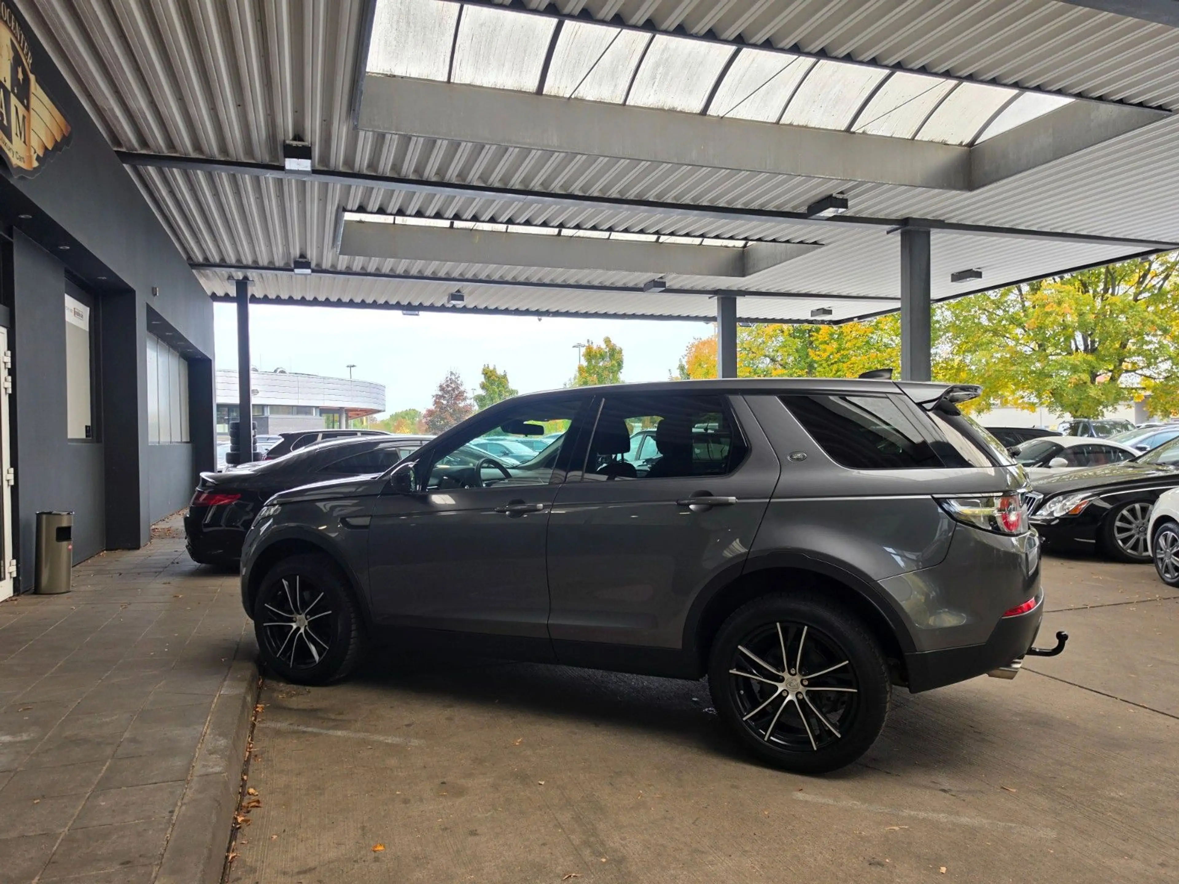 Land Rover Discovery Sport TD4 Automatik Pure/LM-19" — photo 10