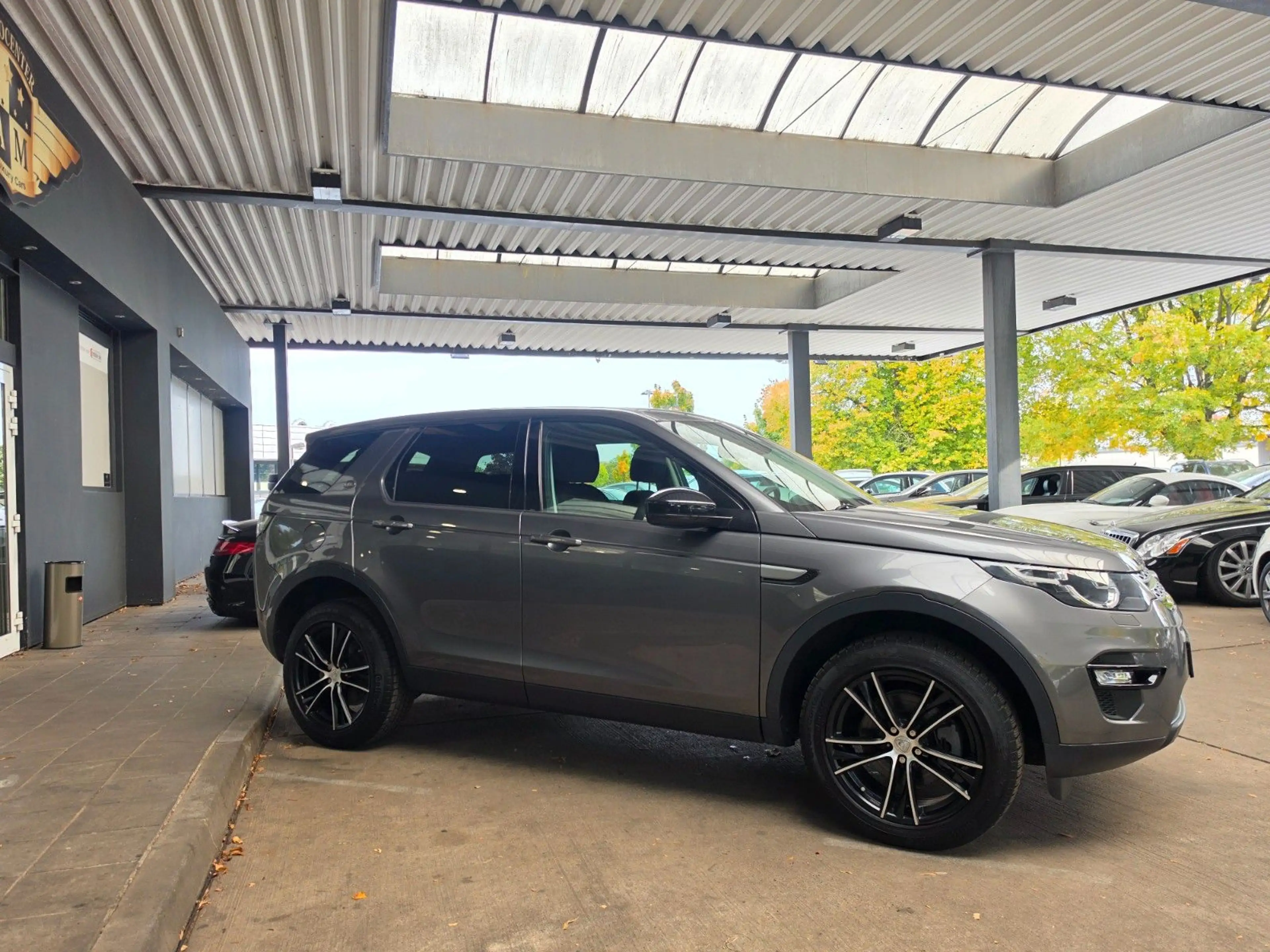 Land Rover Discovery Sport TD4 Automatik Pure/LM-19" — photo 5