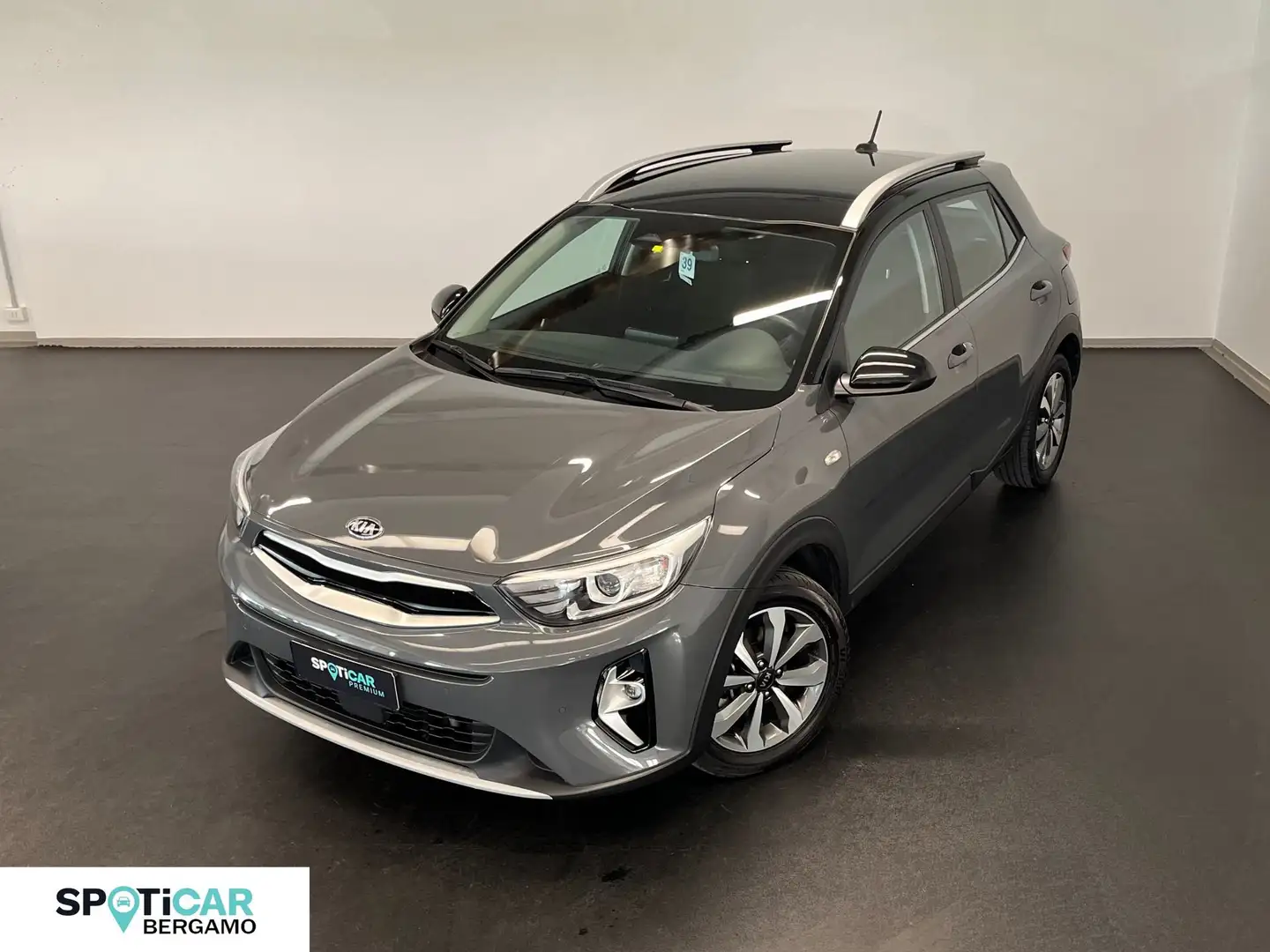 Kia Stonic 1.0 T-GDi 100 CV MHEV iMT Style Gris - 2