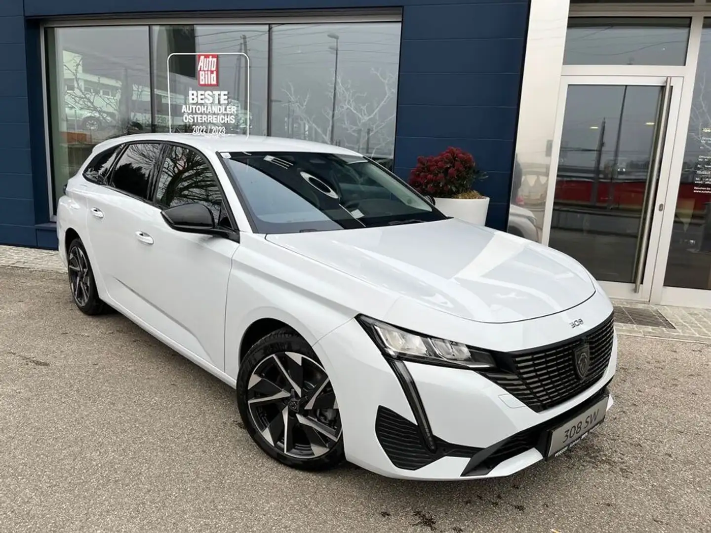 Peugeot 308 SW Allure BHDI130 EAT8 Frontscheibenheizung Weiß - 1