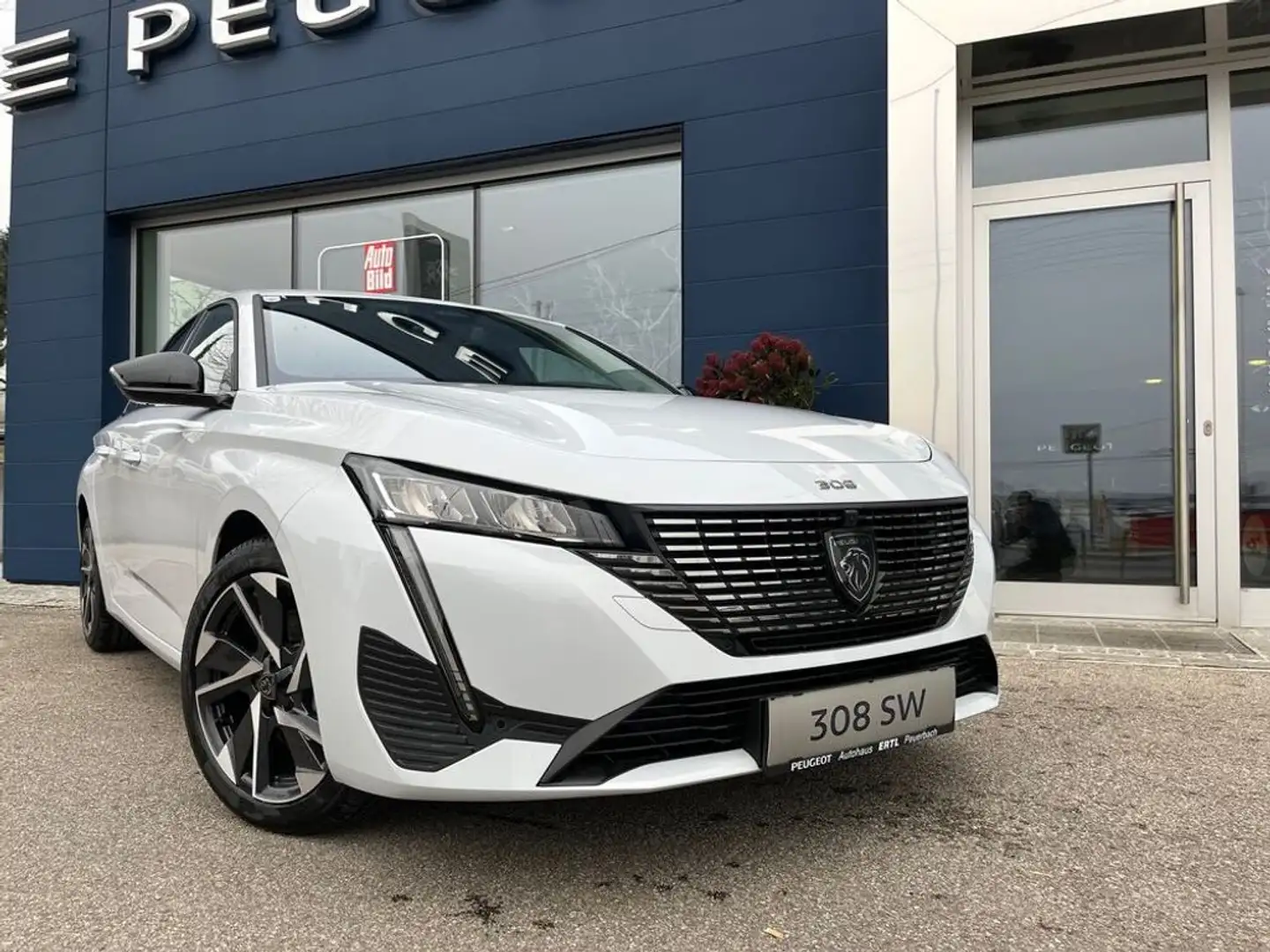 Peugeot 308 SW Allure BHDI130 EAT8 Frontscheibenheizung Weiß - 2