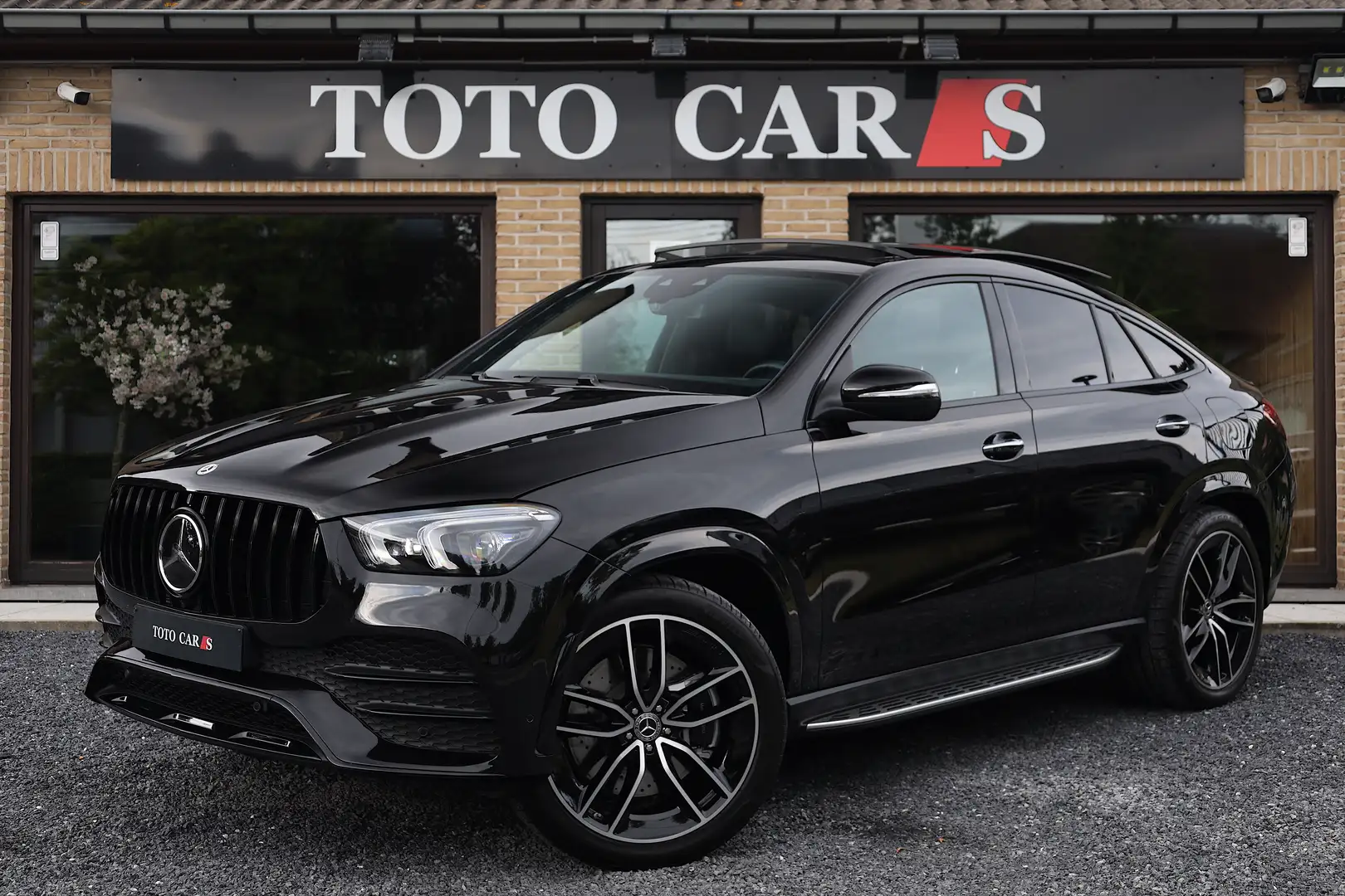 Mercedes-Benz GLE 350 e Coupé / VERKOCHT / VENDU / SOLD / Noir - 1