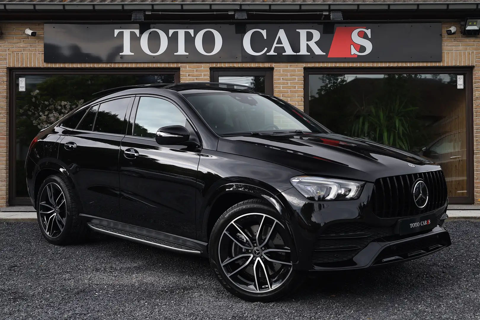 Mercedes-Benz GLE 350 e Coupé / VERKOCHT / VENDU / SOLD / Noir - 2