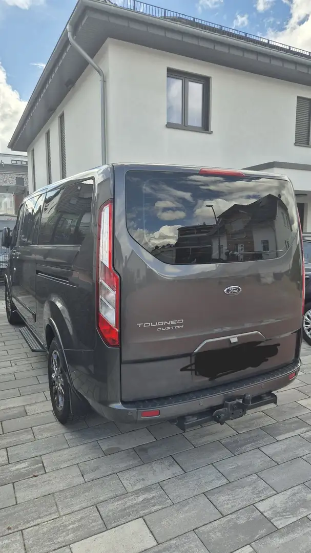 Ford Tourneo Custom 320 L2H1 VA Autm. Titanium X Grau - 2