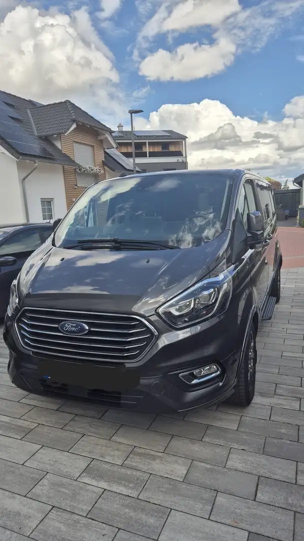 Ford Tourneo Custom 320 L2H1 VA Autm. Titanium X Grau - 1