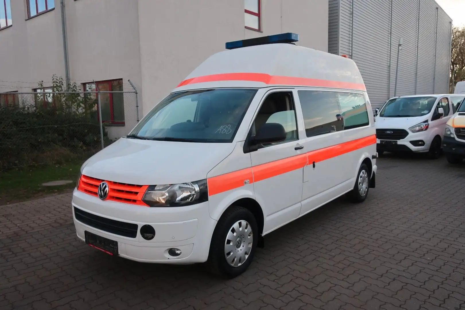Volkswagen T5 Transporter Hochdach lang/KTW/Klima/Automatik Weiß - 1