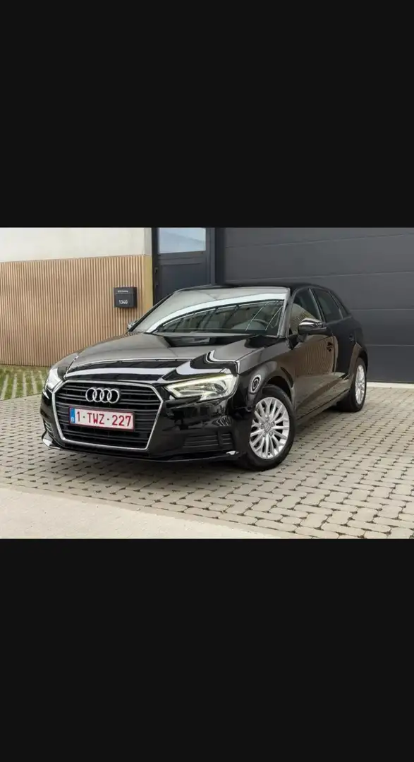 Audi A3 30 TFSI S tronic GARANTIE Zwart - 1