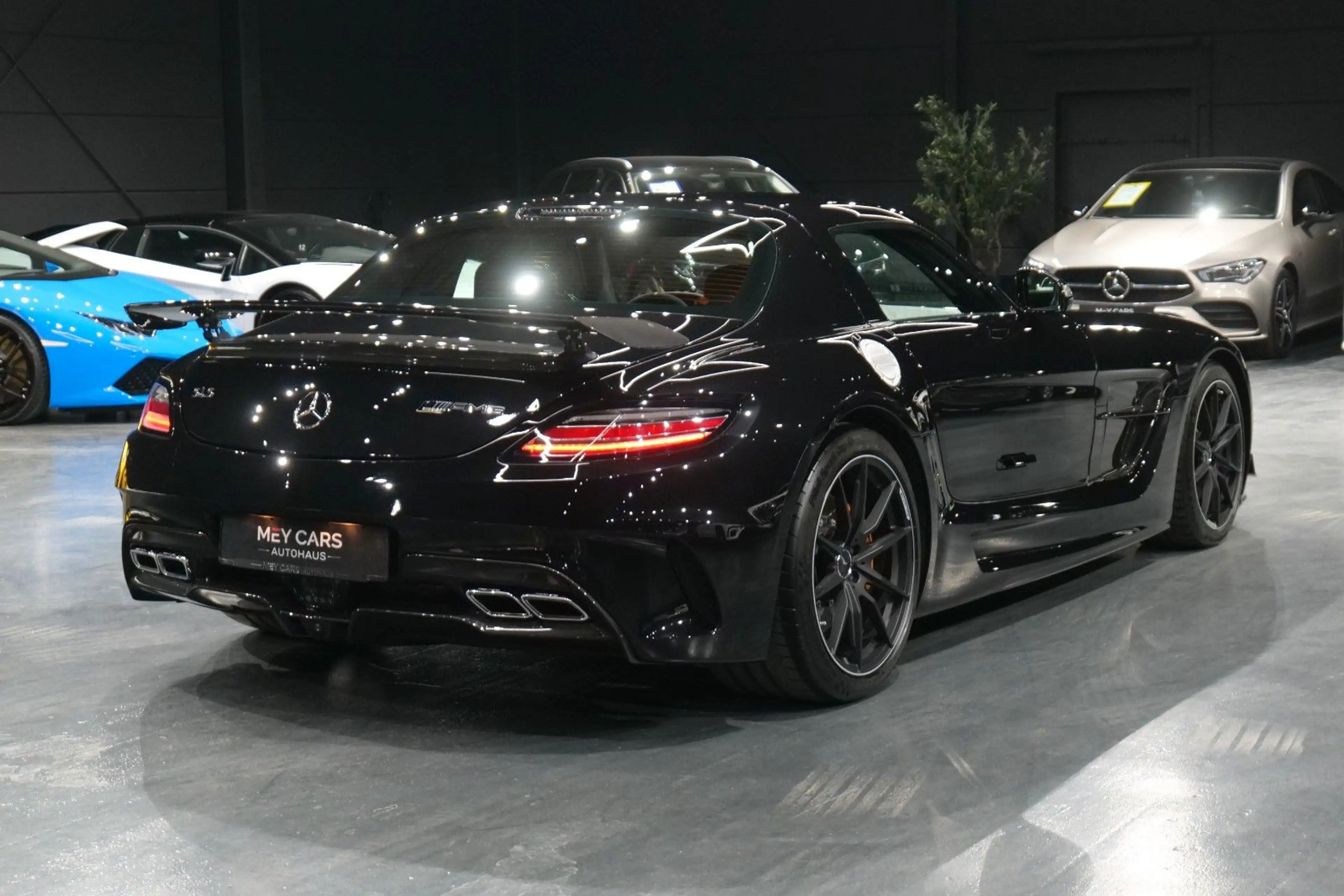 Mercedes-Benz SLS Coupe Black Series *Kamera*Carbon* — photo 5
