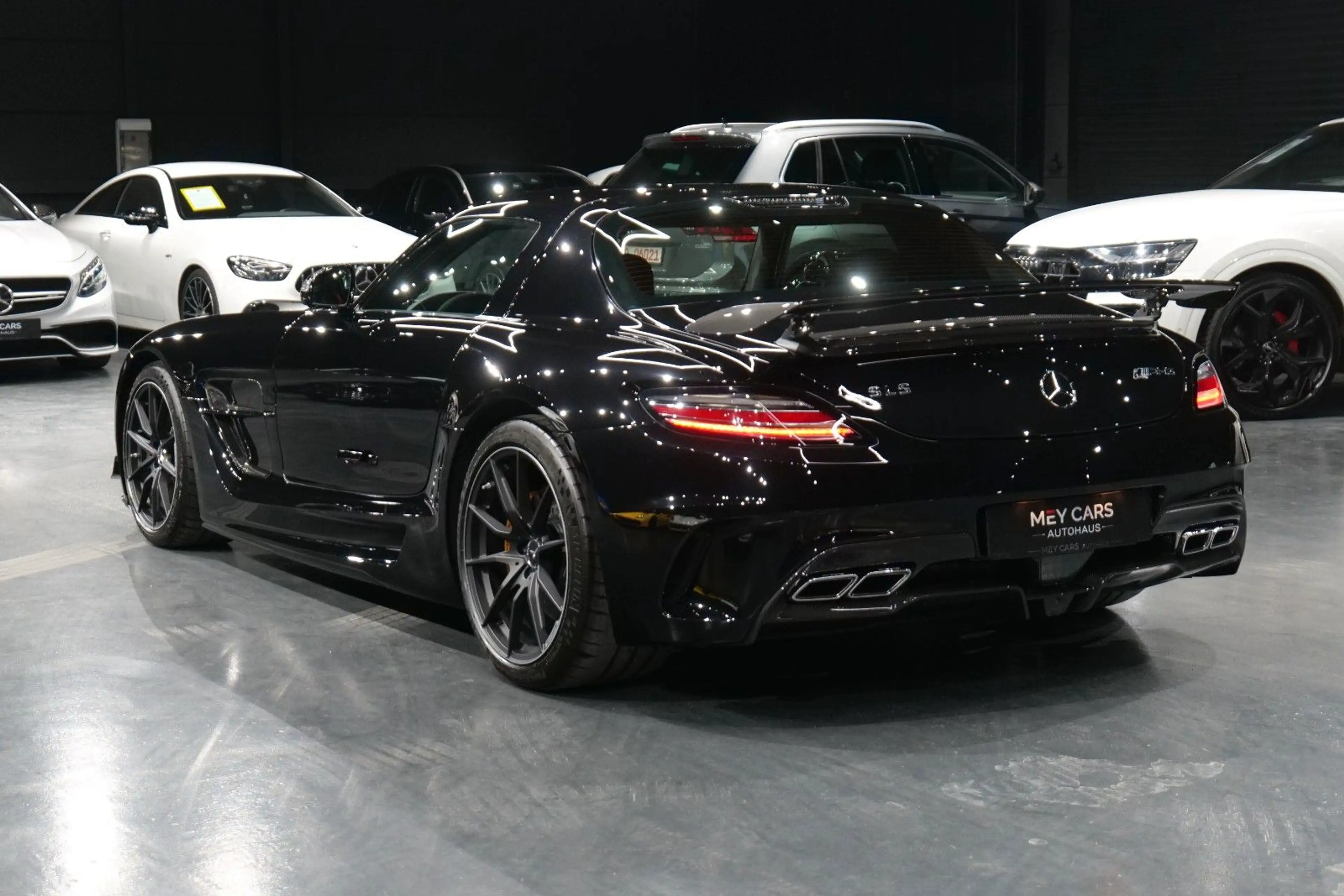 Mercedes-Benz SLS Coupe Black Series *Kamera*Carbon* — photo 7