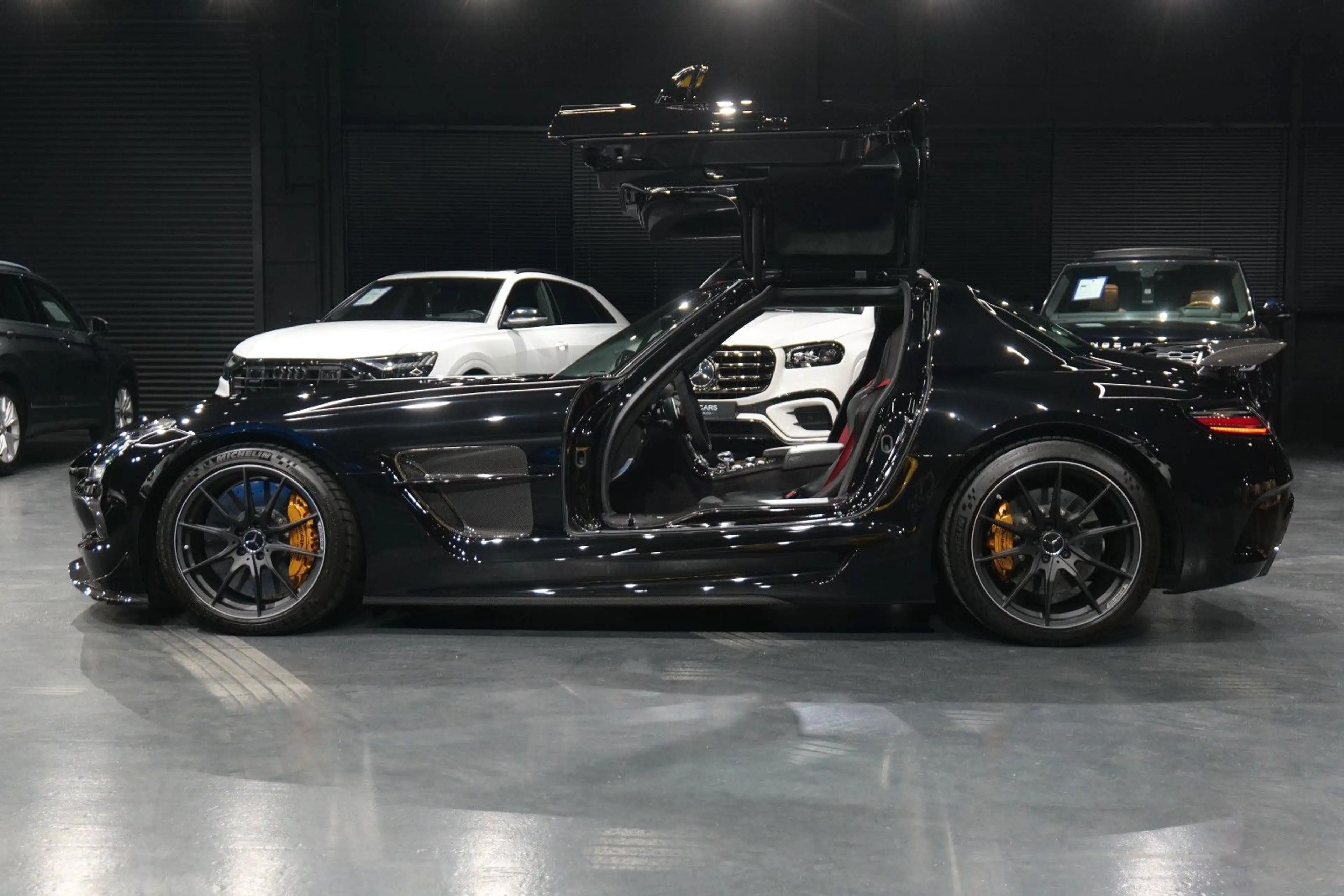 Mercedes-Benz SLS Coupe Black Series *Kamera*Carbon* — photo 9
