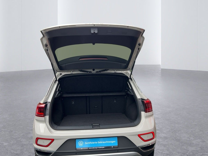 Volkswagen T-Roc Style 1.5 TSI DSG Navi Einparkhilfekamera — photo 8