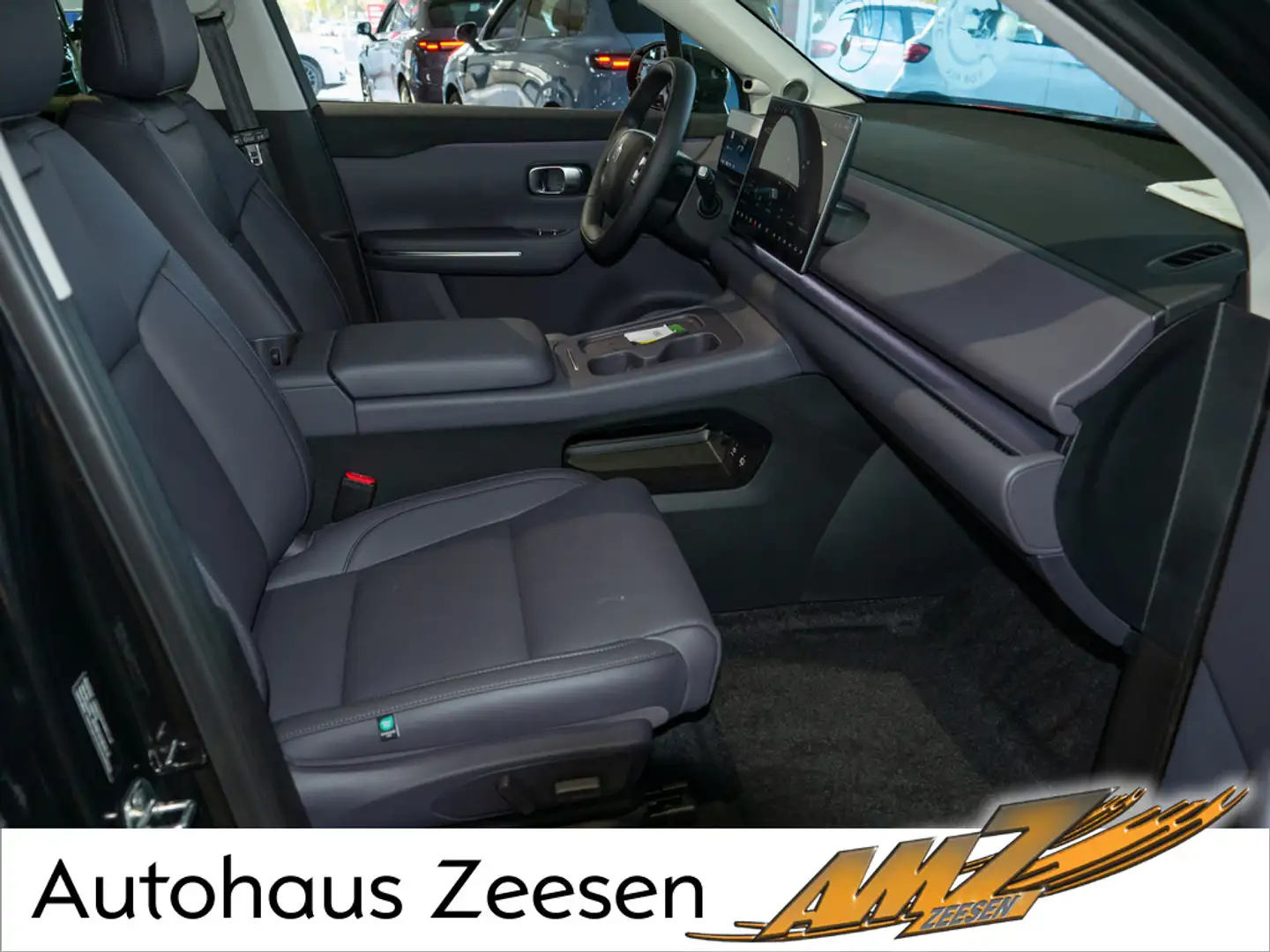 Leapmotor C10 REEV DESIGN NAVI KAMERA PDC ACC PANO 360° Schwarz - 2