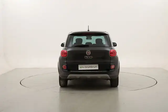 Fiat 500l view 4