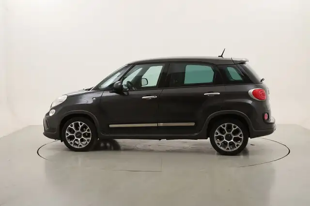 Fiat 500l view 2