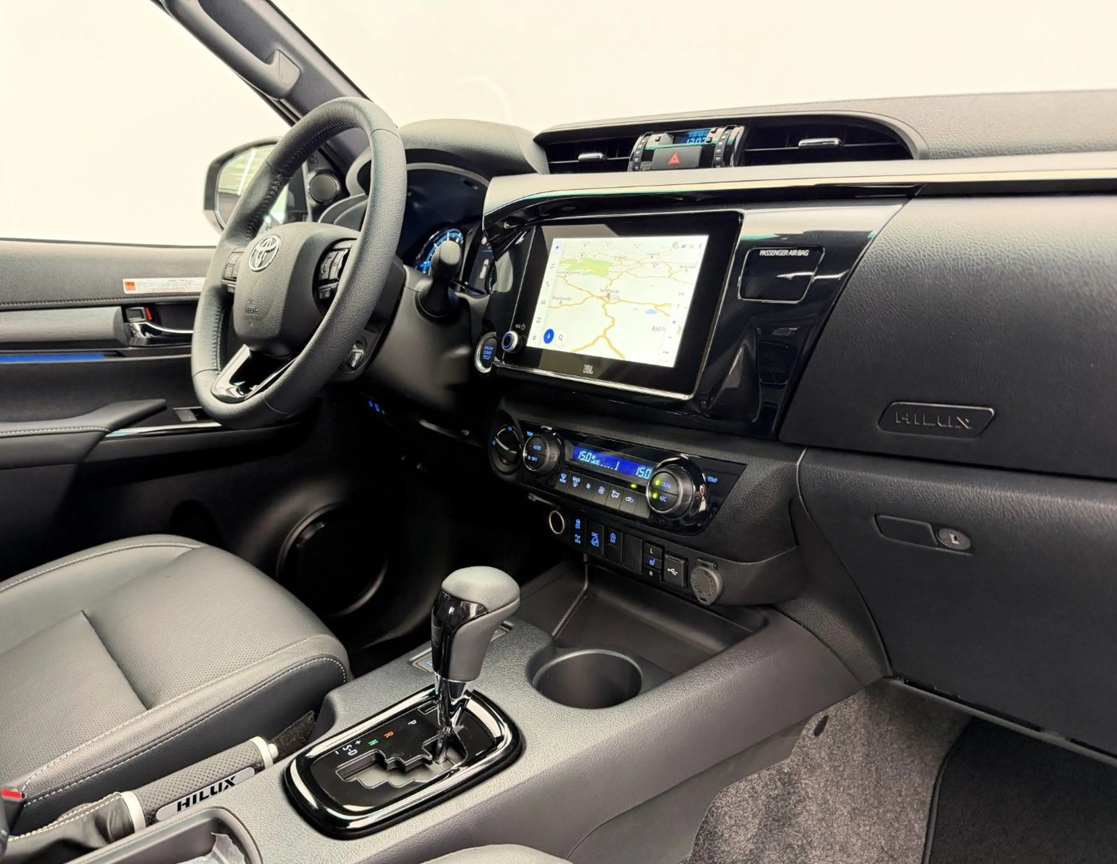 Toyota Hilux 2.8 D4-D Invincible °Mild HYBRID°AHK°Wanne — photo 12