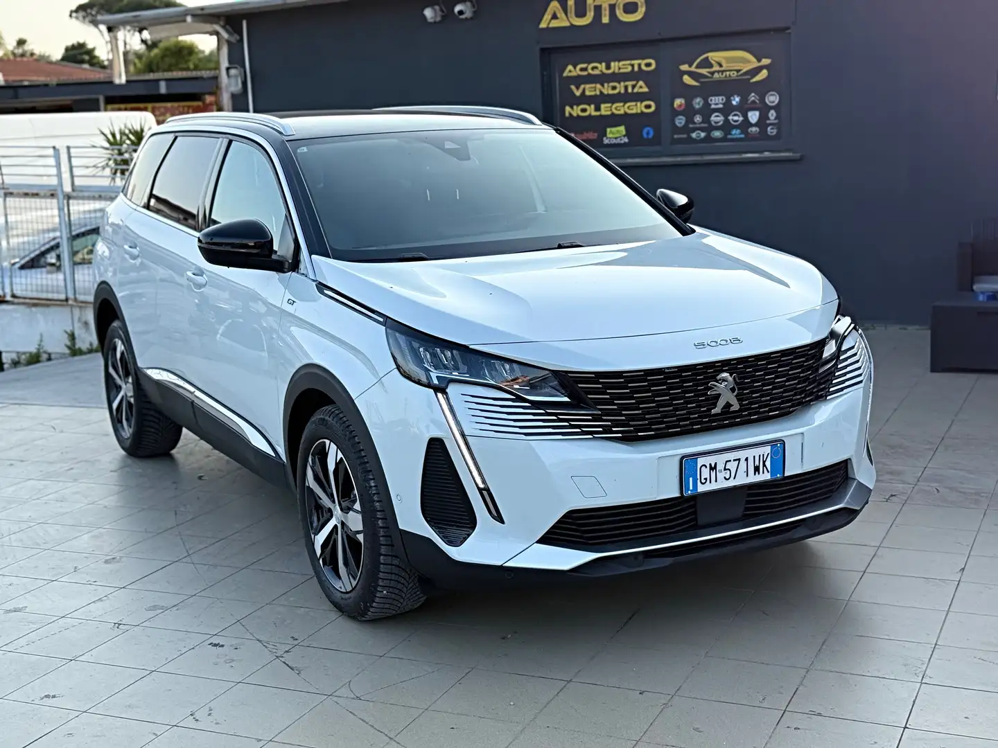 Peugeot 5008 1.5 bluehdi GT s&s 130cv eat8 Garanzia Officiale - 1