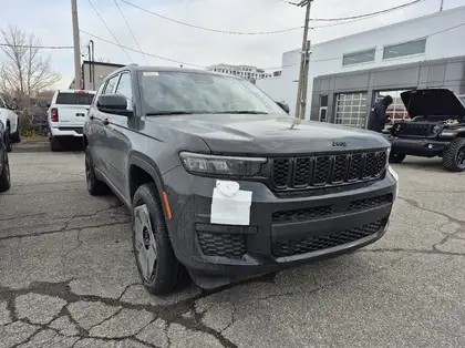 Black 2025 Jeep Grand Cherokee L Altitude 4WD SUV / Crossover Four-Wheel Drive 8-Speed Automatic