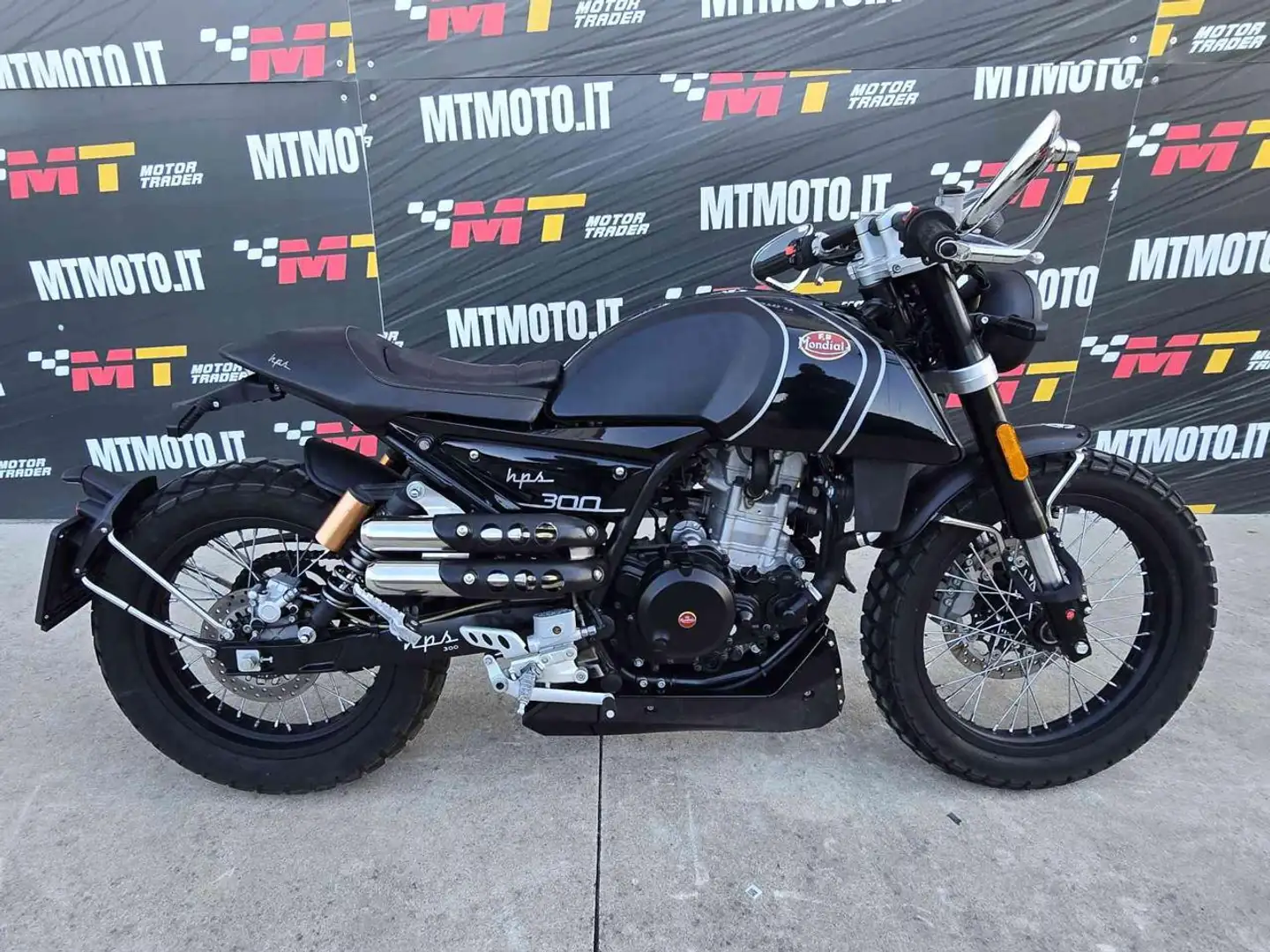 Mondial HPS 300i Video 360 kw 17 A2 Zwart - 1