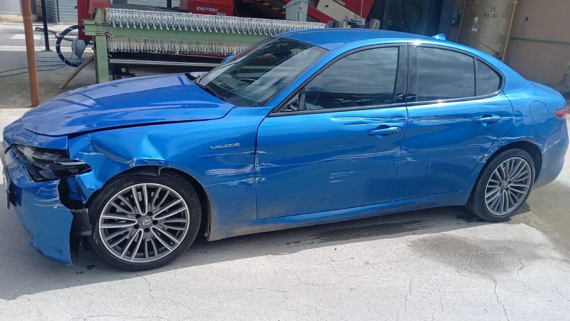 Alfa Romeo Giulia 2.2 t Veloce Q4 210cv awd auto Blue - 1